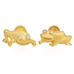 Whimsical 18K Yellow Gold Frog Cufflinks with Diamond Eyes