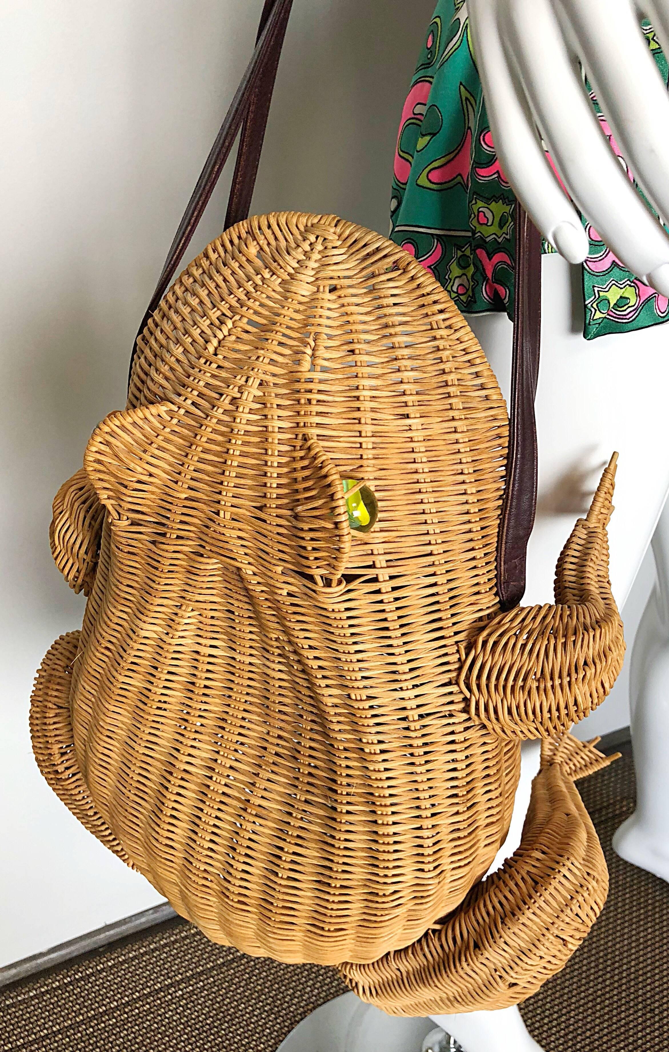 wicker frog bag