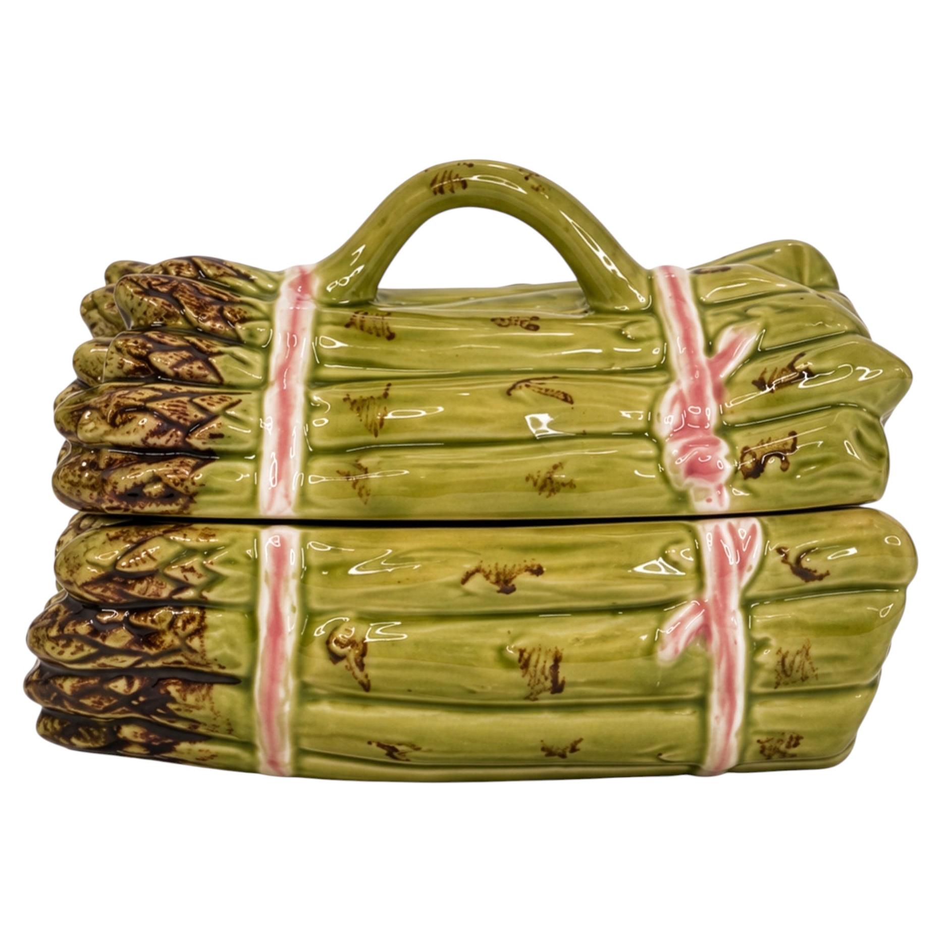 Stravagante zuppiera di asparagi in ceramica portoghese degli anni '80 di Nova in vendita