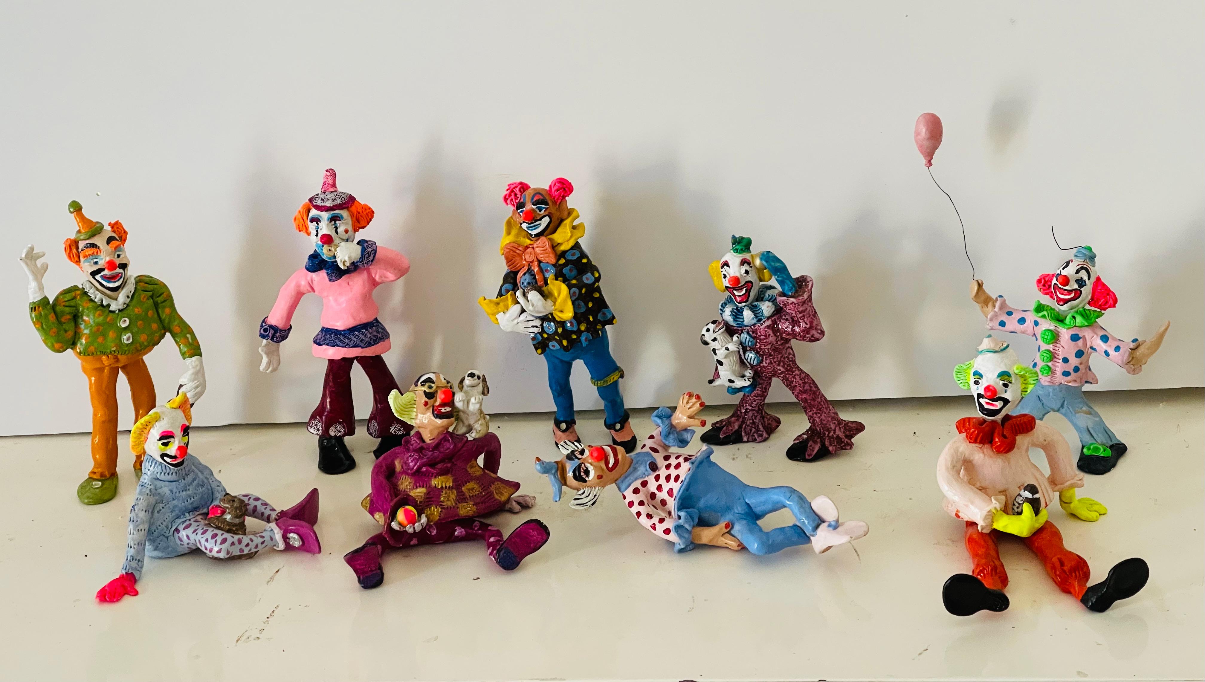 Moderno 9 pagliacci stravaganti Figurine artigianali in vendita