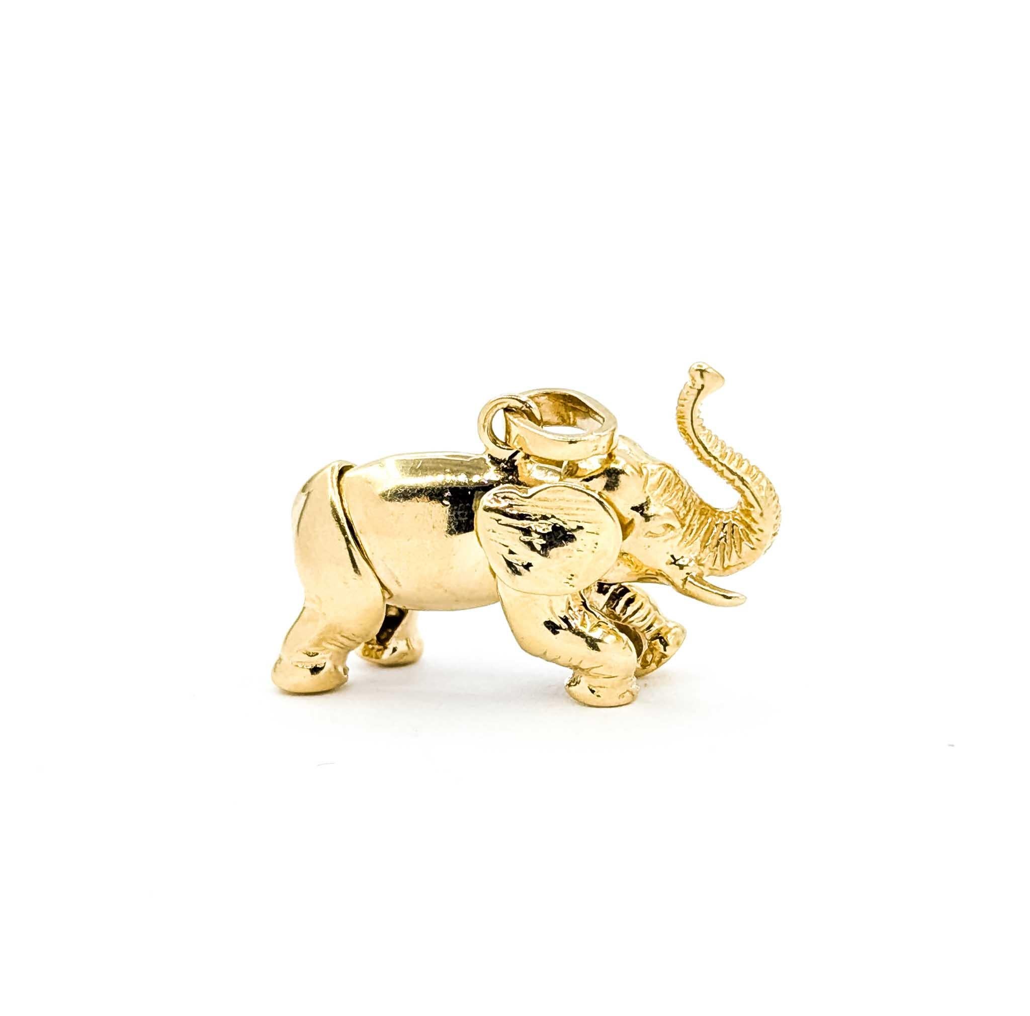 Contemporain Pendentif éléphant articulé en or jaune 14k en vente