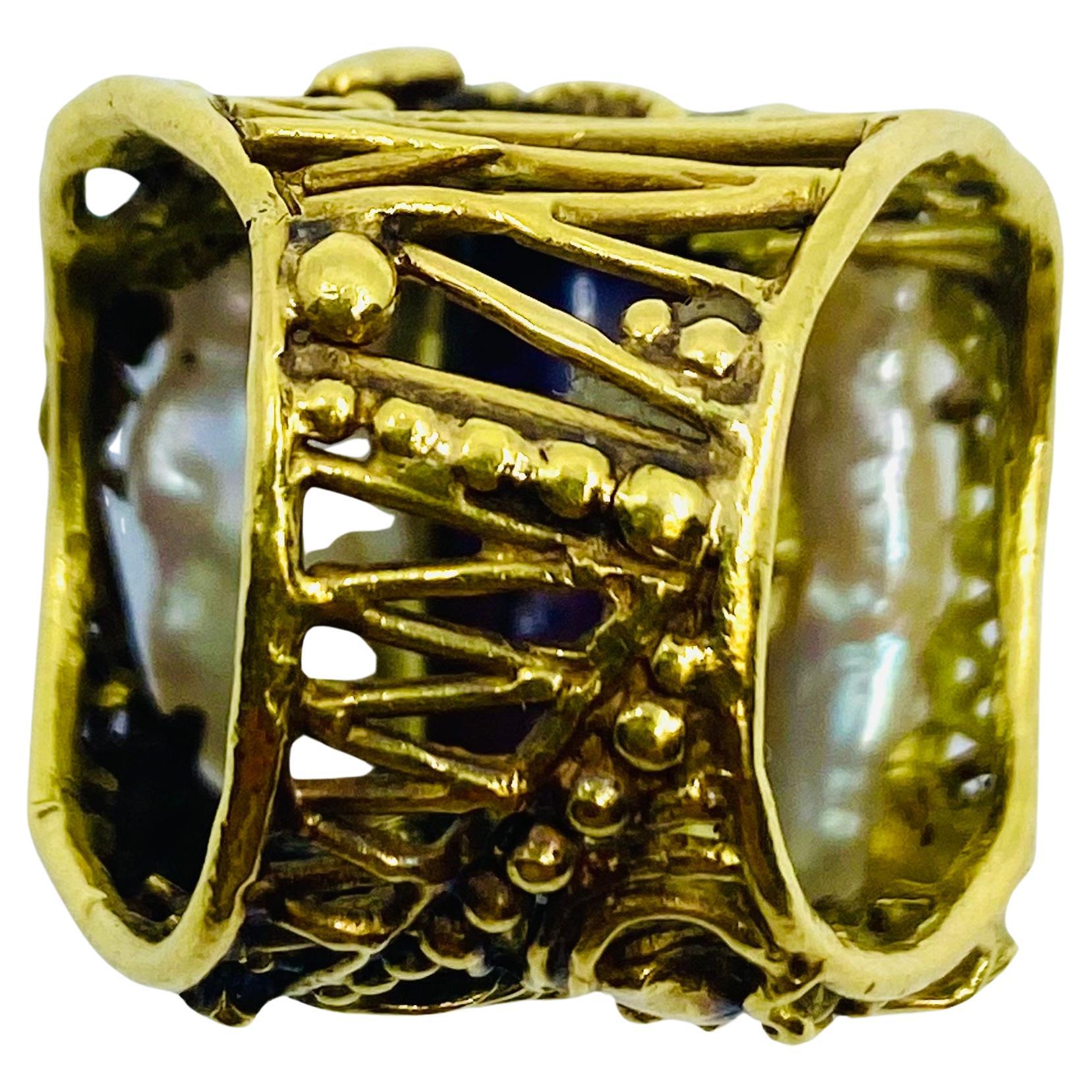 Whimsical Artisan Ring Pearl Gemstones 18k Gold For Sale 4