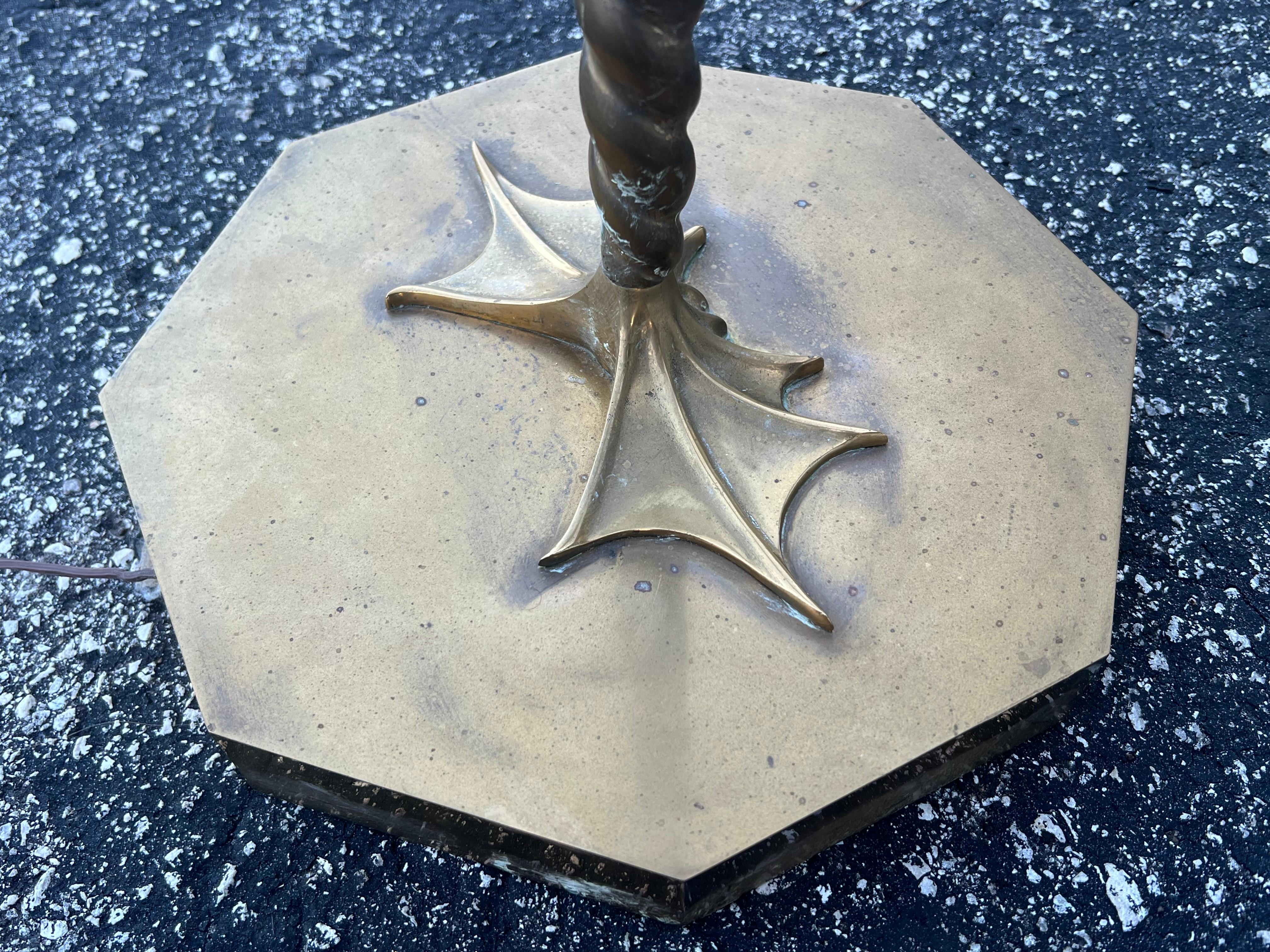 Whimsical Brass Frog Floor Lamp by Chapman 1979 In Good Condition For Sale In St.Petersburg, FL
