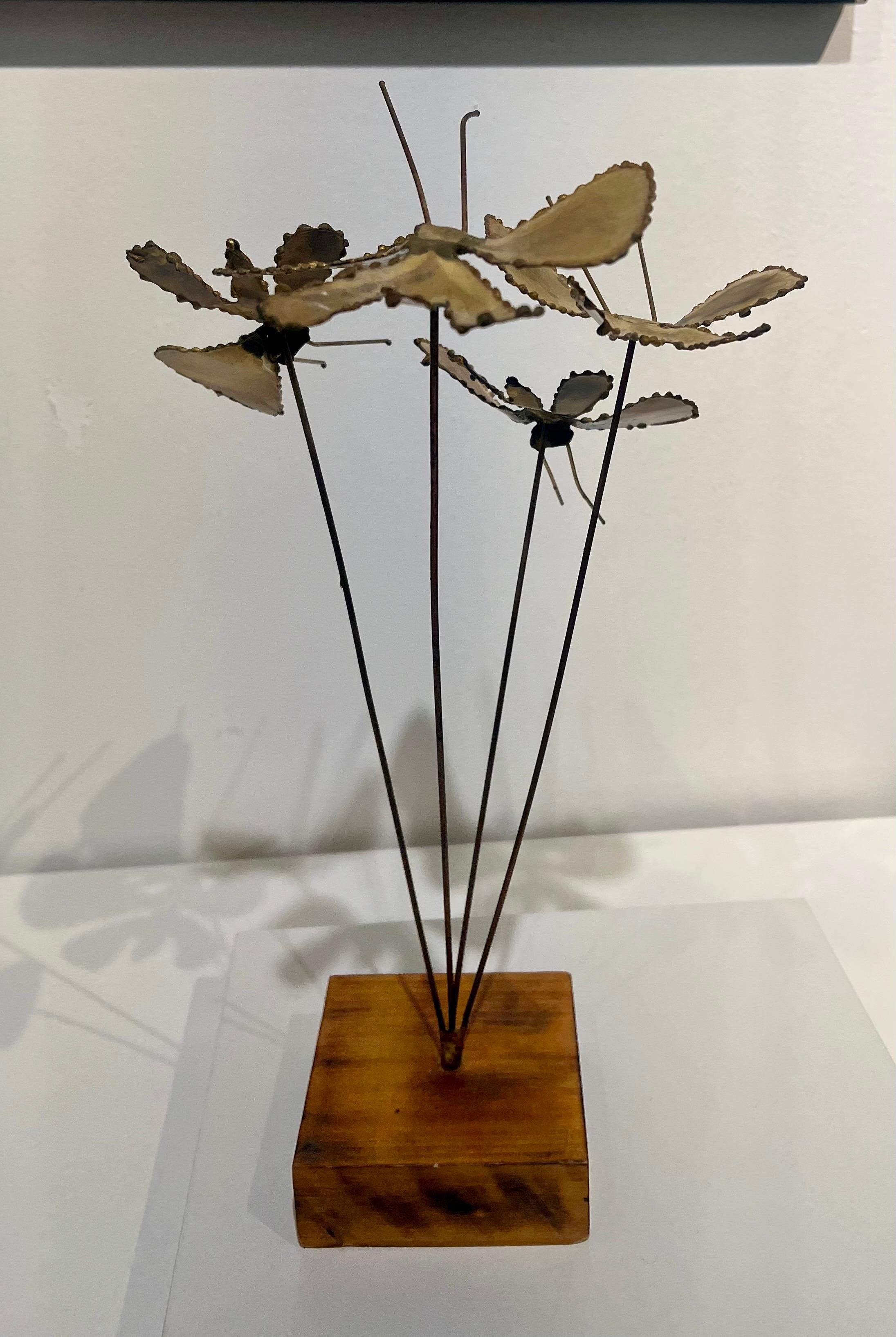 Scultura stravagante in ottone e Wood nello stile di Curtis Jere In condizioni ottime in vendita a San Diego, CA