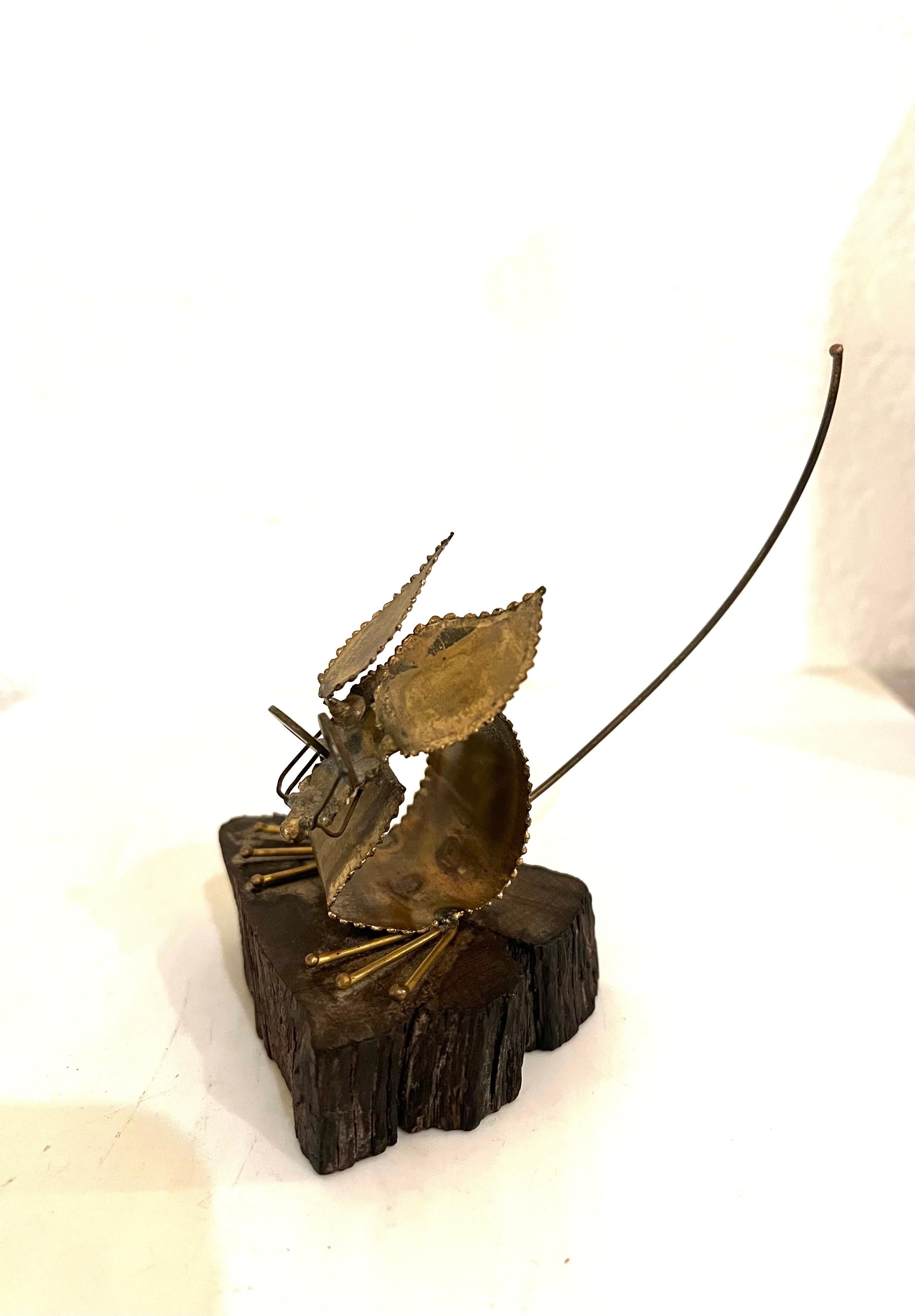 Whimsical Brutalist Mouse Sculpture in Brass welded on solid Rosewood Base In Good Condition For Sale In San Diego, CA