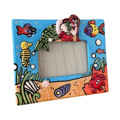 Whimsical Coastal Mermaid Hand-Painted Keramik glasiert Bilderrahmen