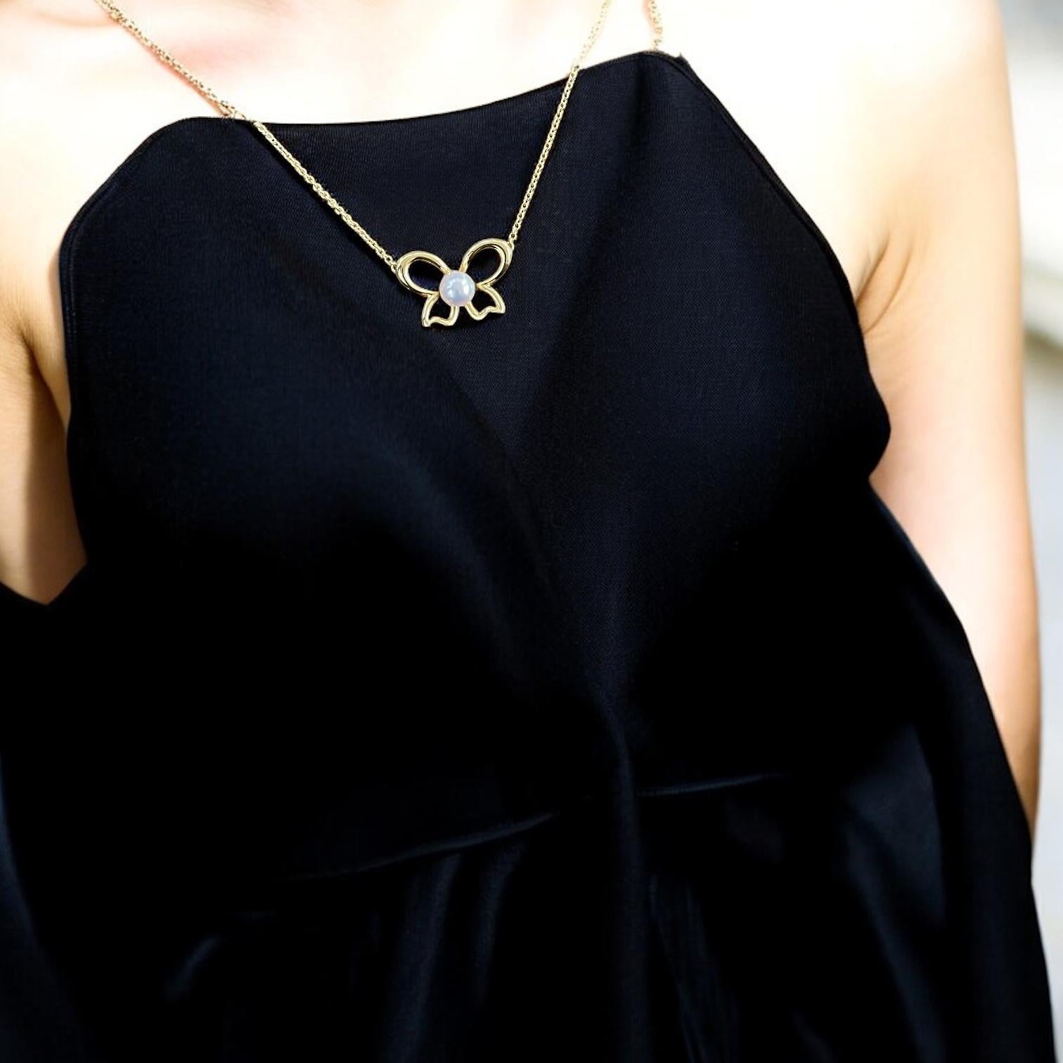 Whimsical Elegance 18K Yellow Gold Butterfly Pearl Necklace 2