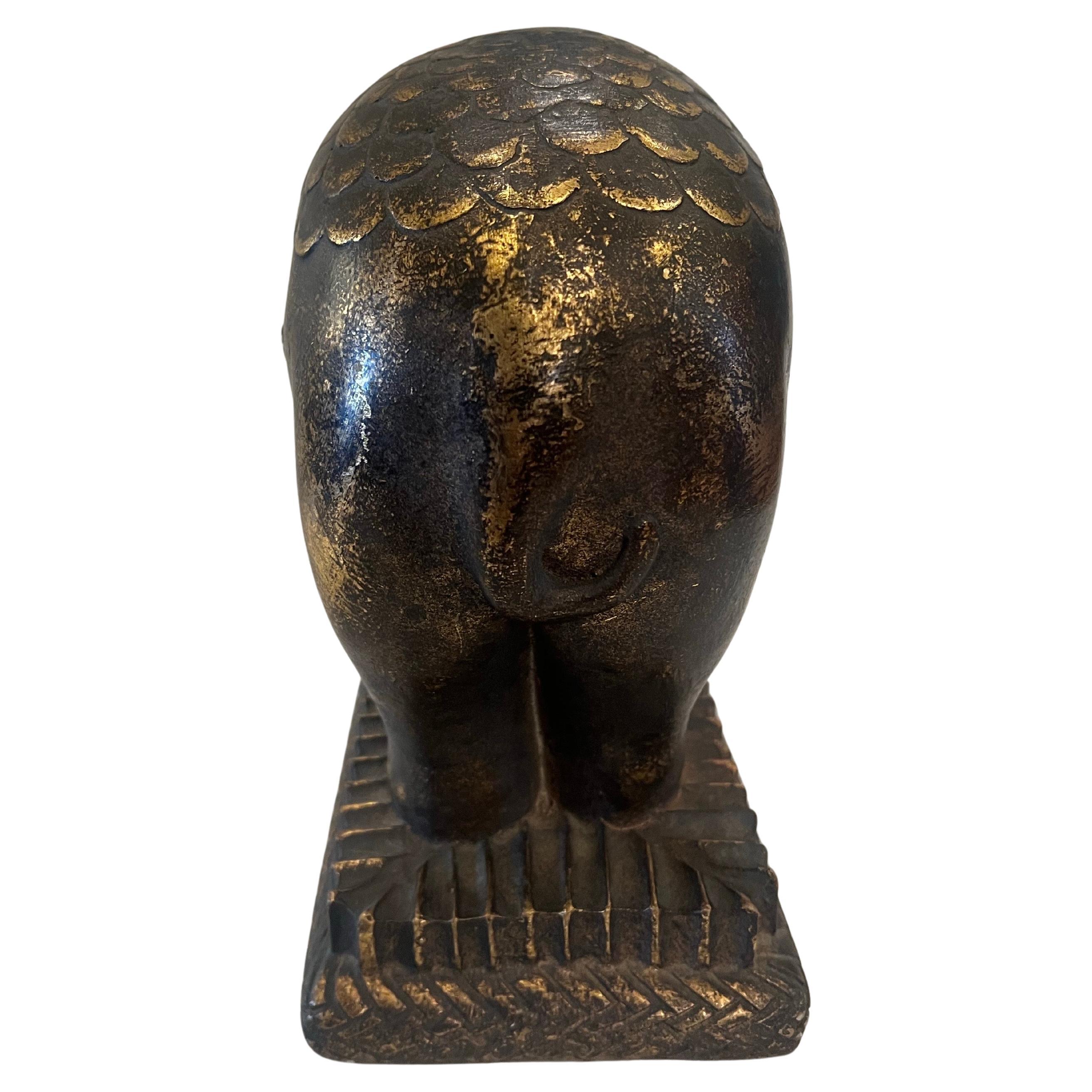 Skurrile Elefanten-Skulptur in Gold und Bronze von Mailtland Smith in gutem Zustand.