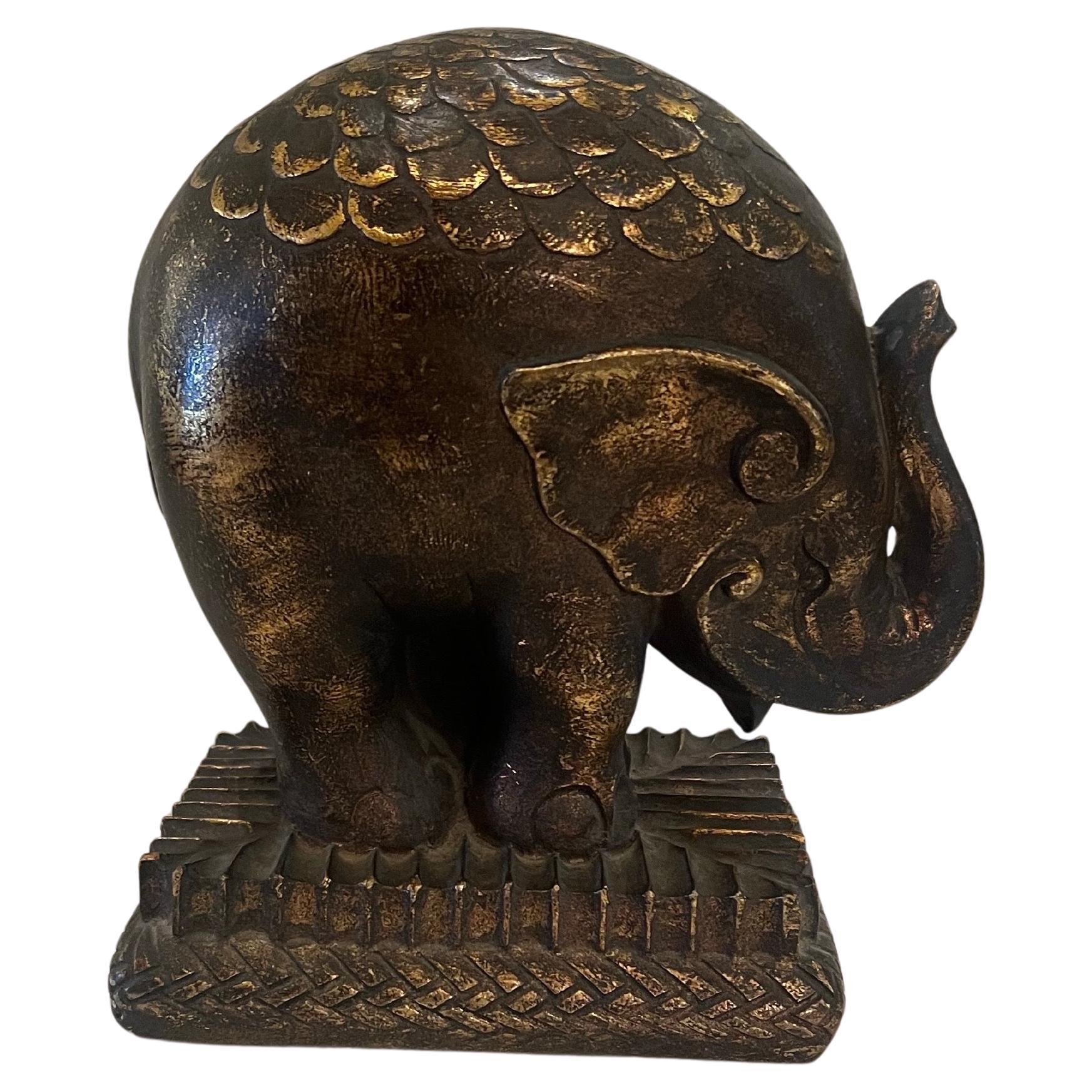 Skurrile Elefantenskulptur von Maitland Smith