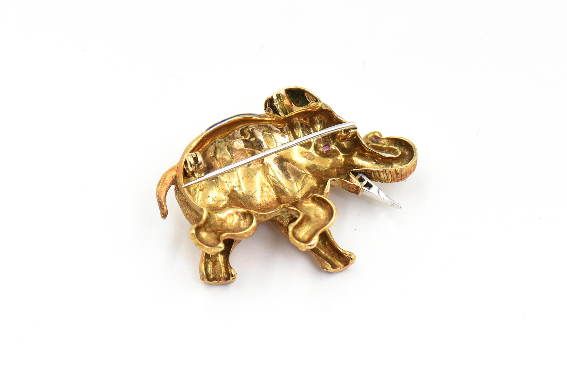 Whimsical Elephant Yellow Gold Diamond Ruby and Enamel Brooch In Good Condition For Sale In Miami Beach, FL