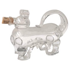 Caprichosa jarra de cristal con forma de animal "Fyllehund" de Hadeland Glassverk Noruega