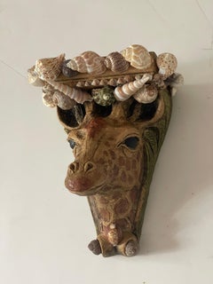 Jirafa caprichosa Soporte de pared decorado con conchas marinas, Vintage