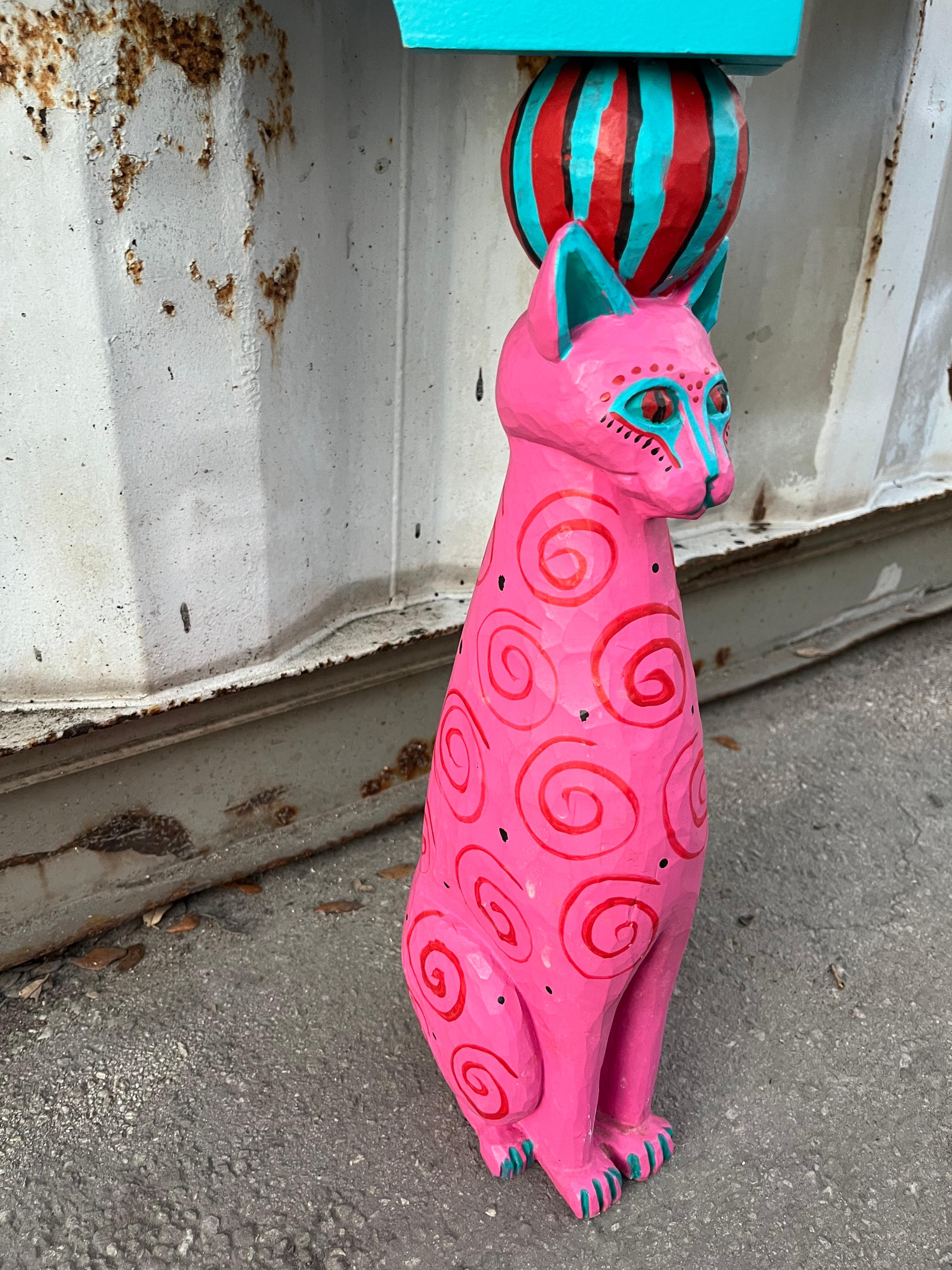 Consola artesanal con pedestal para gatos. en venta 6