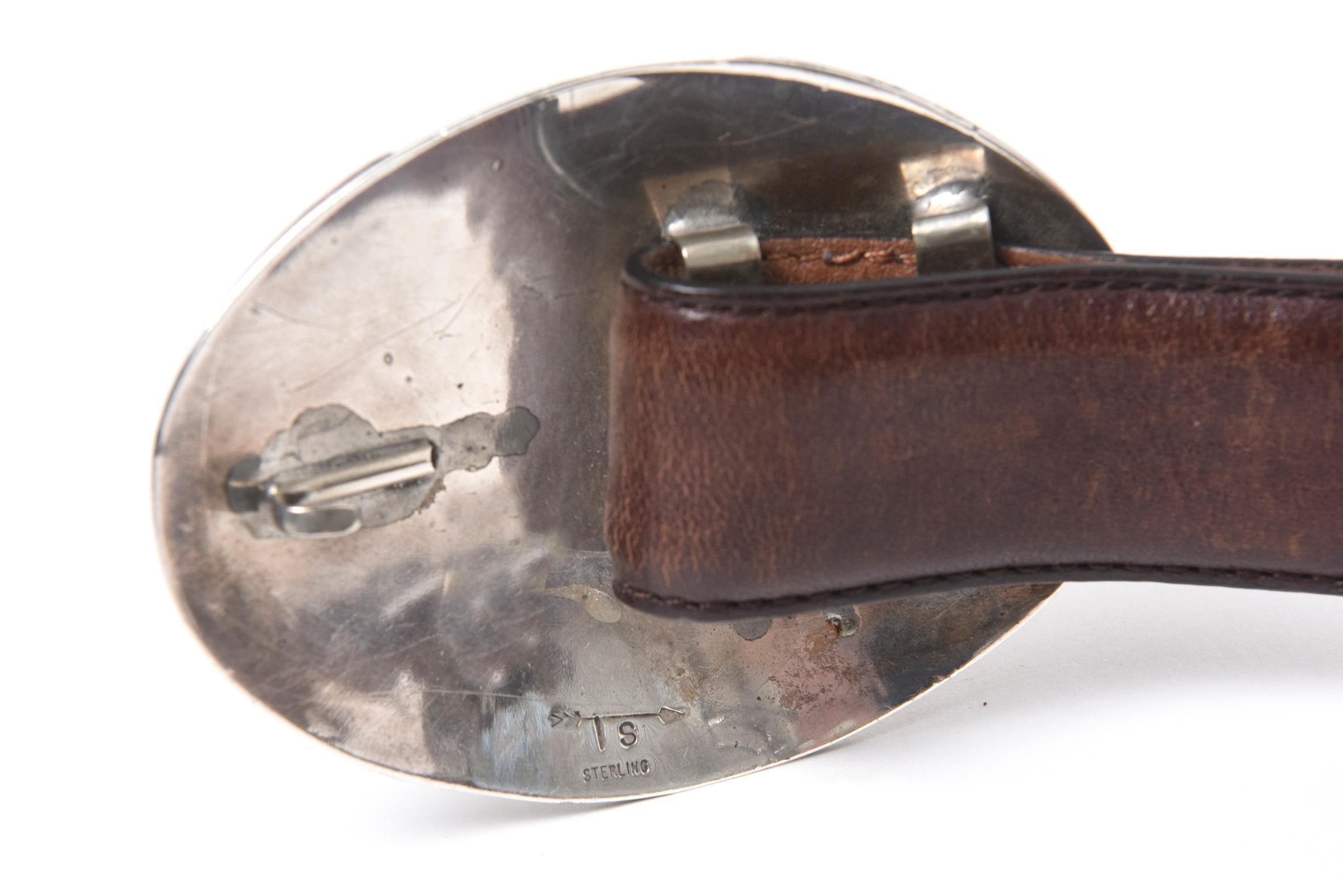 Whimsical Native American Sterling Silver Storyteller Concho Brown Leather Belt In Good Condition In Miami Beach, FL