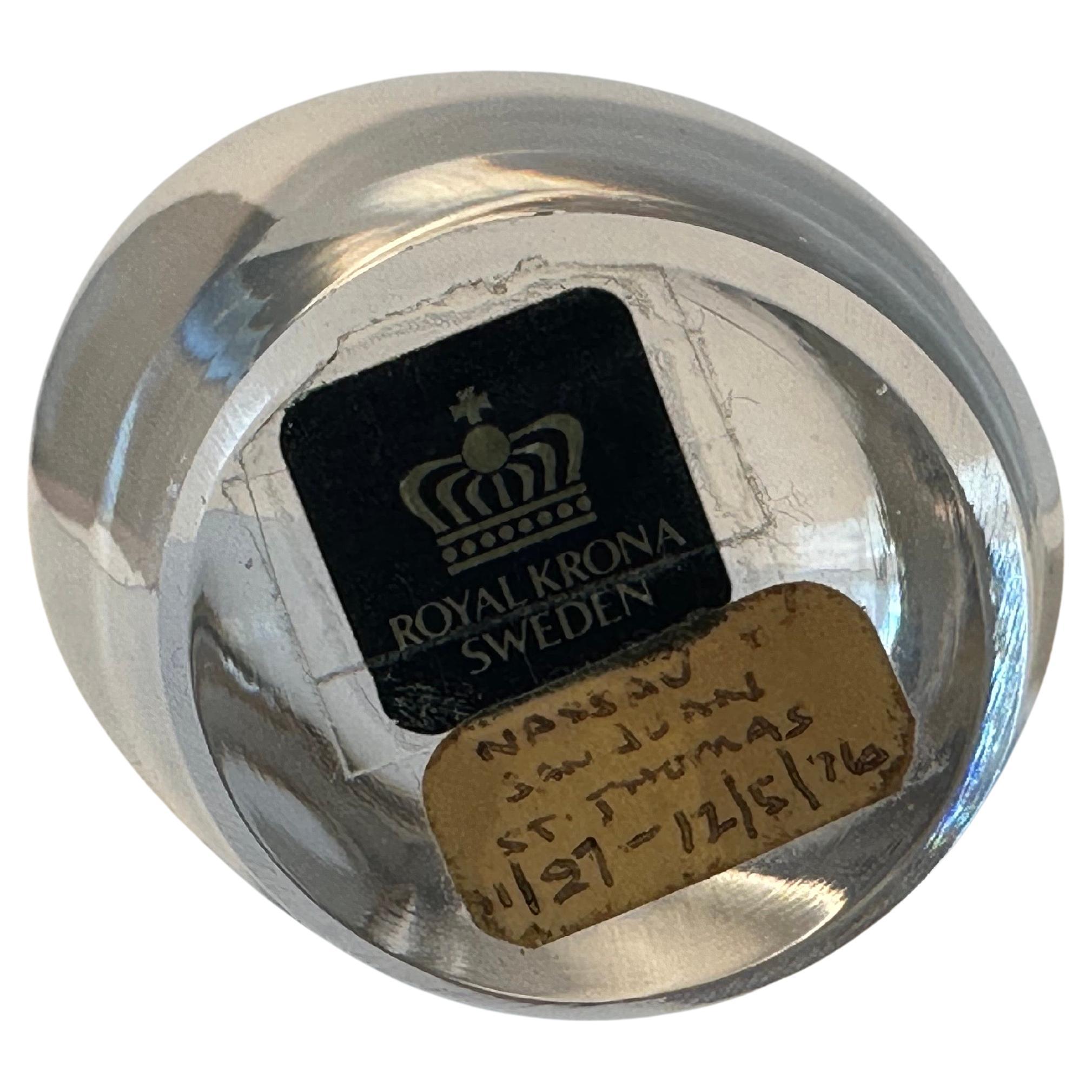 Mid-Century moderno Coppia di civette di cristallo / fermacarte di Royal Krona of Sweden in vendita