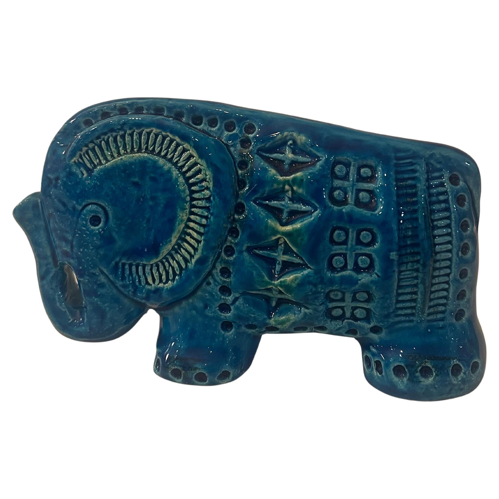 Italiano Elefante stravagante in ceramica 