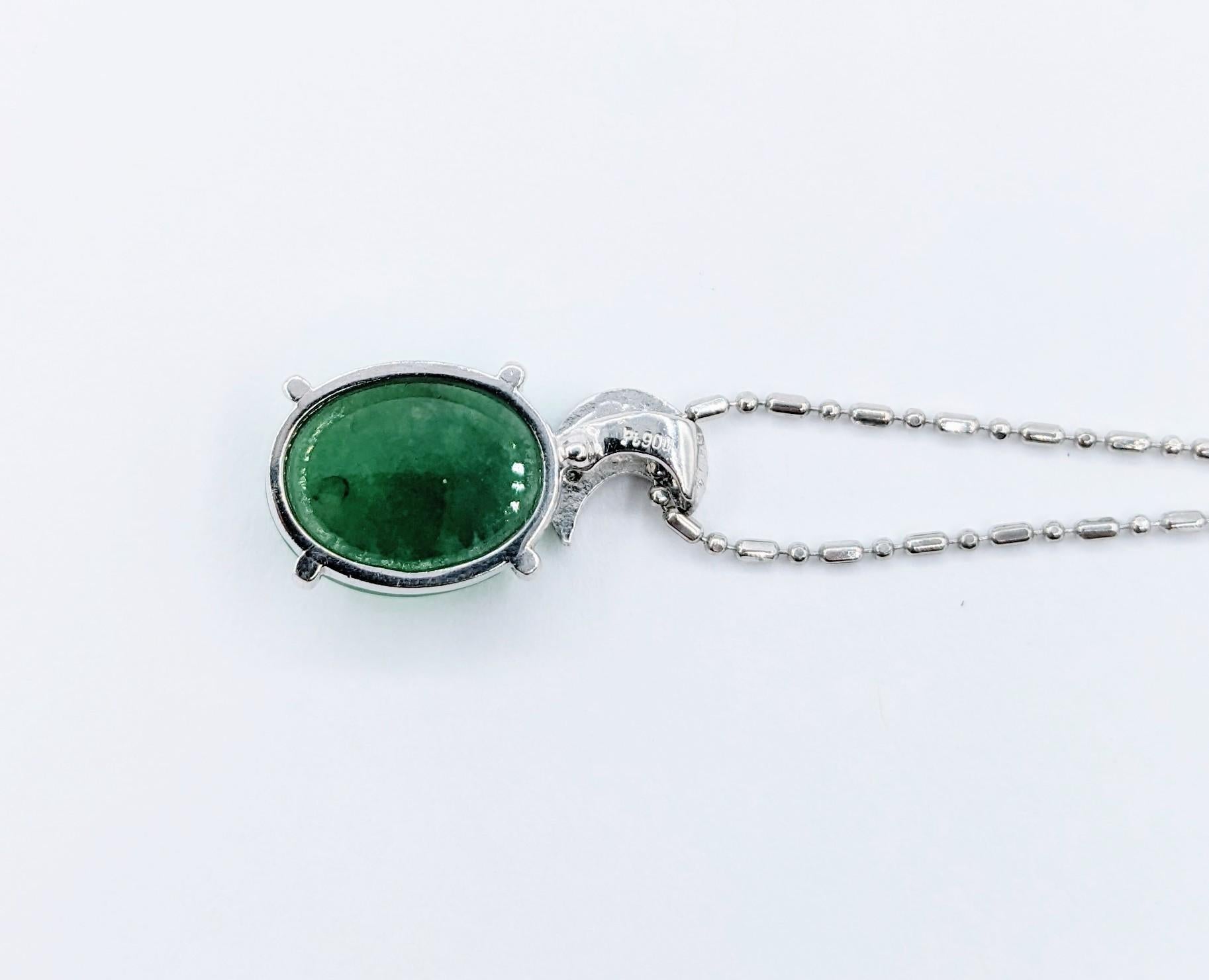 Whimsical Platinum Jade & Diamond Moon Pendant Necklace In Excellent Condition For Sale In Bloomington, MN