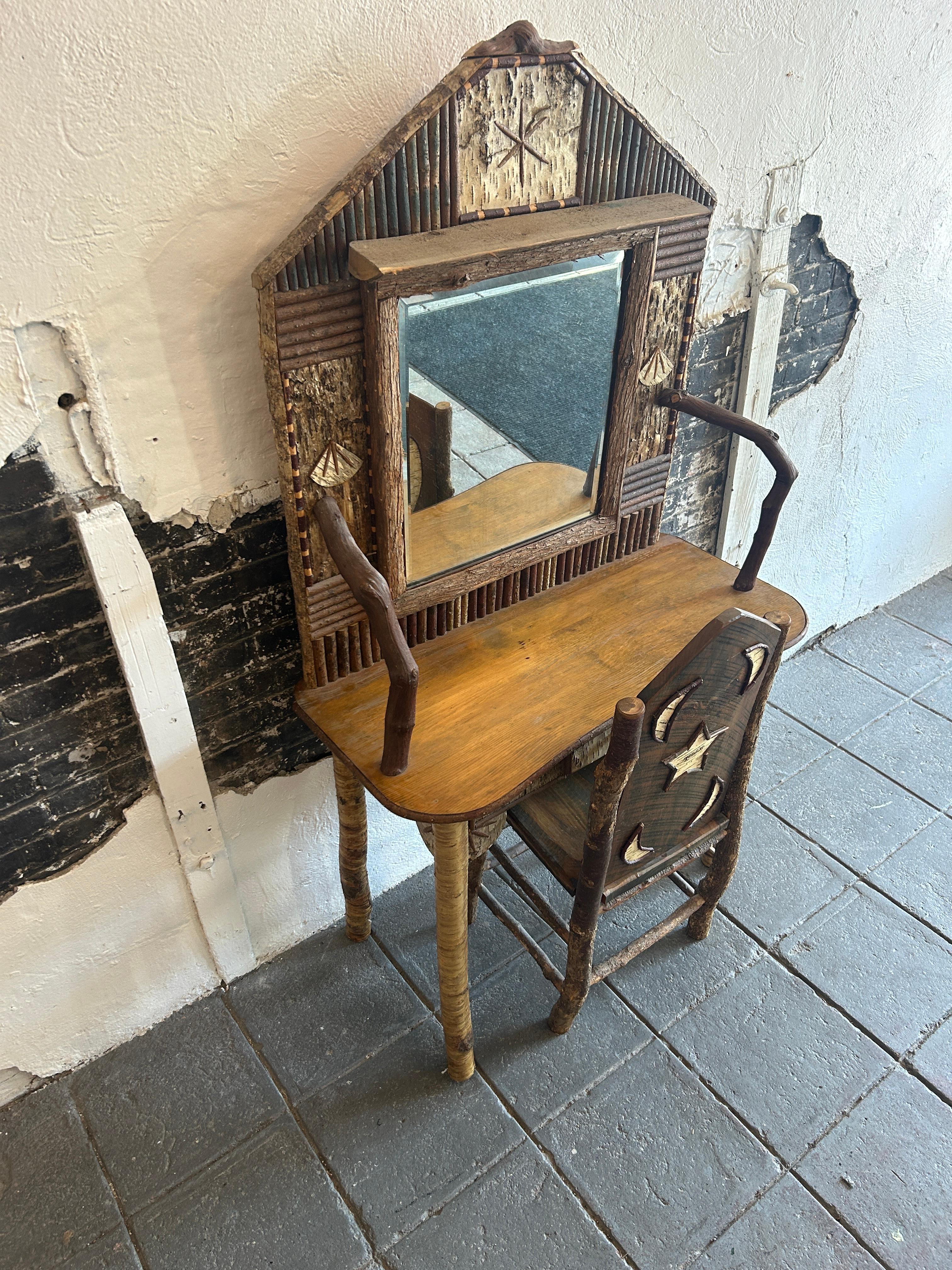 Skurrile rustikale Adirondack Kind Vanity Mirror Schreibtisch und Stuhl Studio Craft (amerikanisch) im Angebot