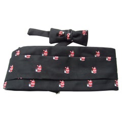 Whimsical Santa Claus Themed Cummerbund Bow Tie Set c 1980s