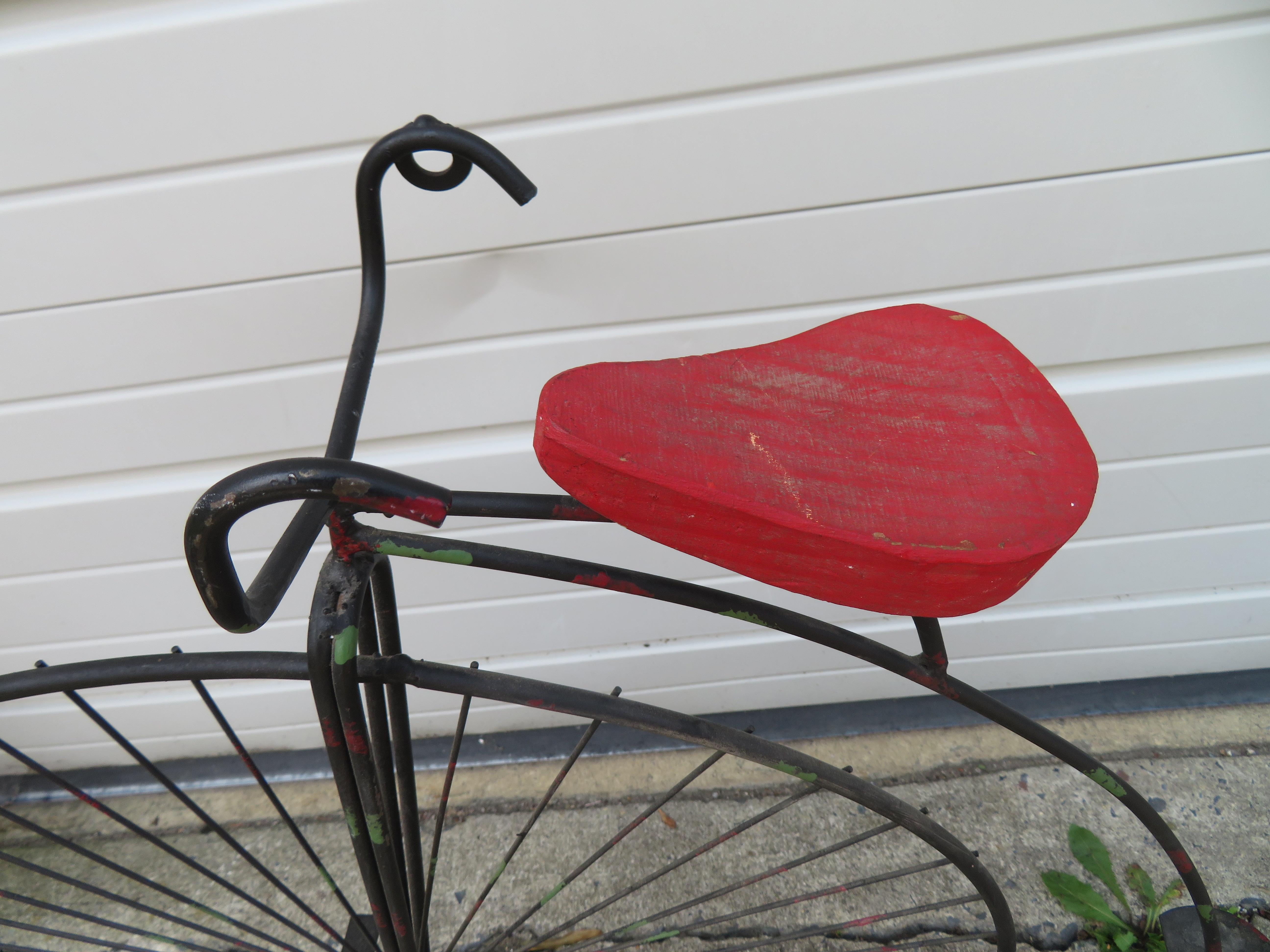 Sculpture murale ou de table en forme de bicyclette 