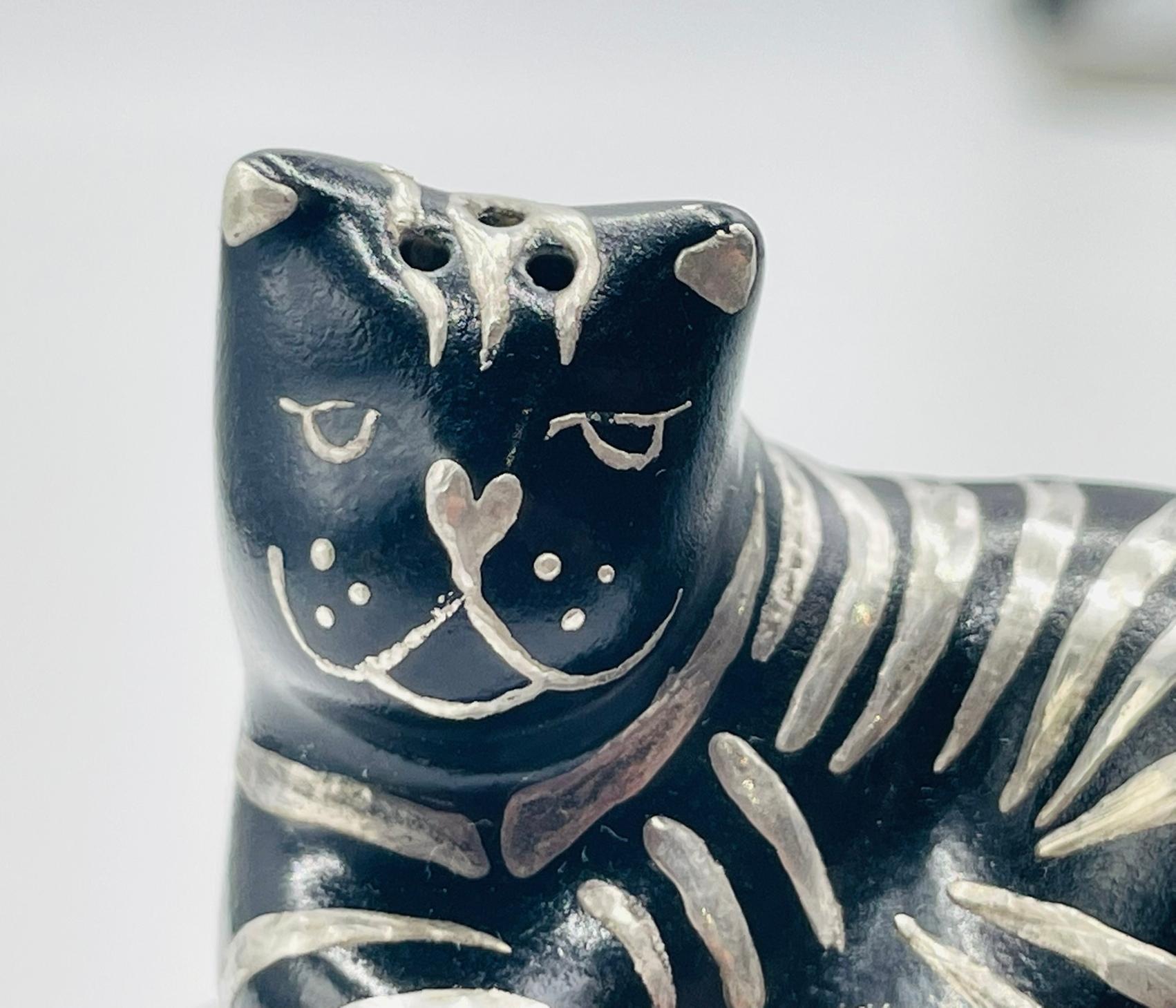 Whimsical Silver Inlaid Cat Salt & Pepper Shakers by Emilia Castillo, Mexico 96 For Sale 5