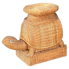 Tabouret fantaisiste vintage en osier et rotin en forme de tortue