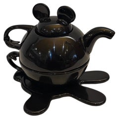 Teiera in ceramica impilabile “Tea for One” in stile postmoderno e stravagante di Walt Disney