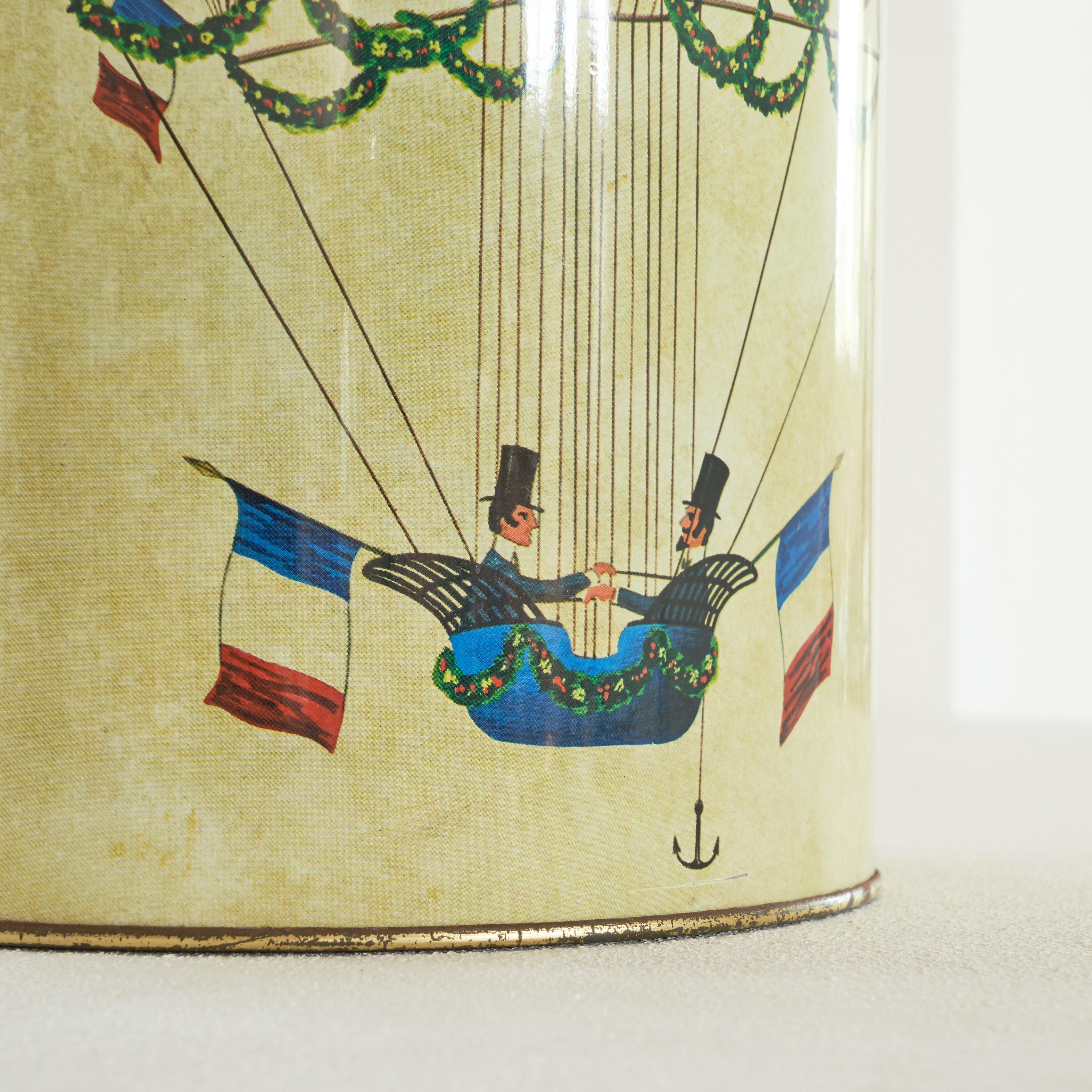 Whimsical Waste Paper Basket in the Style of Piero Fornasetti 1960s In Good Condition In Tilburg, NL