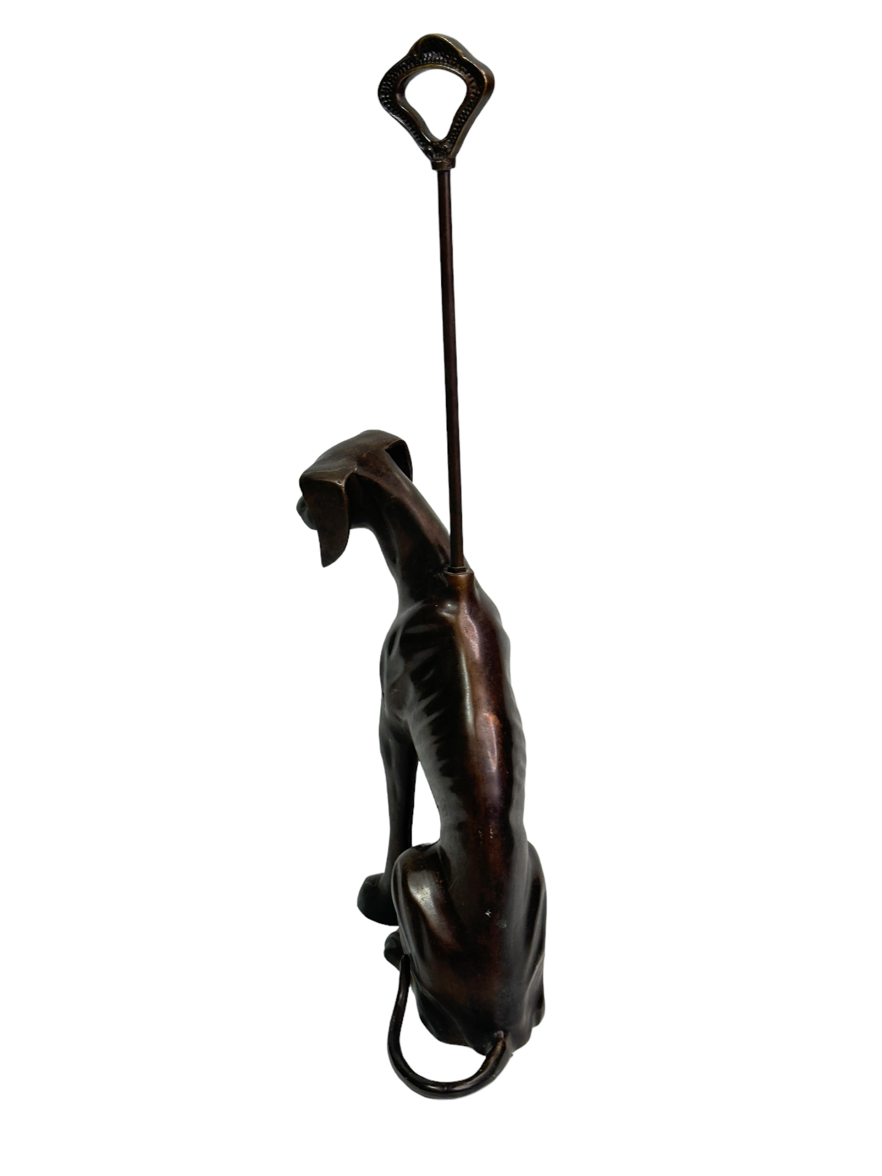 Art déco Stop de porte en bronze de style Art Déco allemand vintage avec chien lévrier whippet en vente