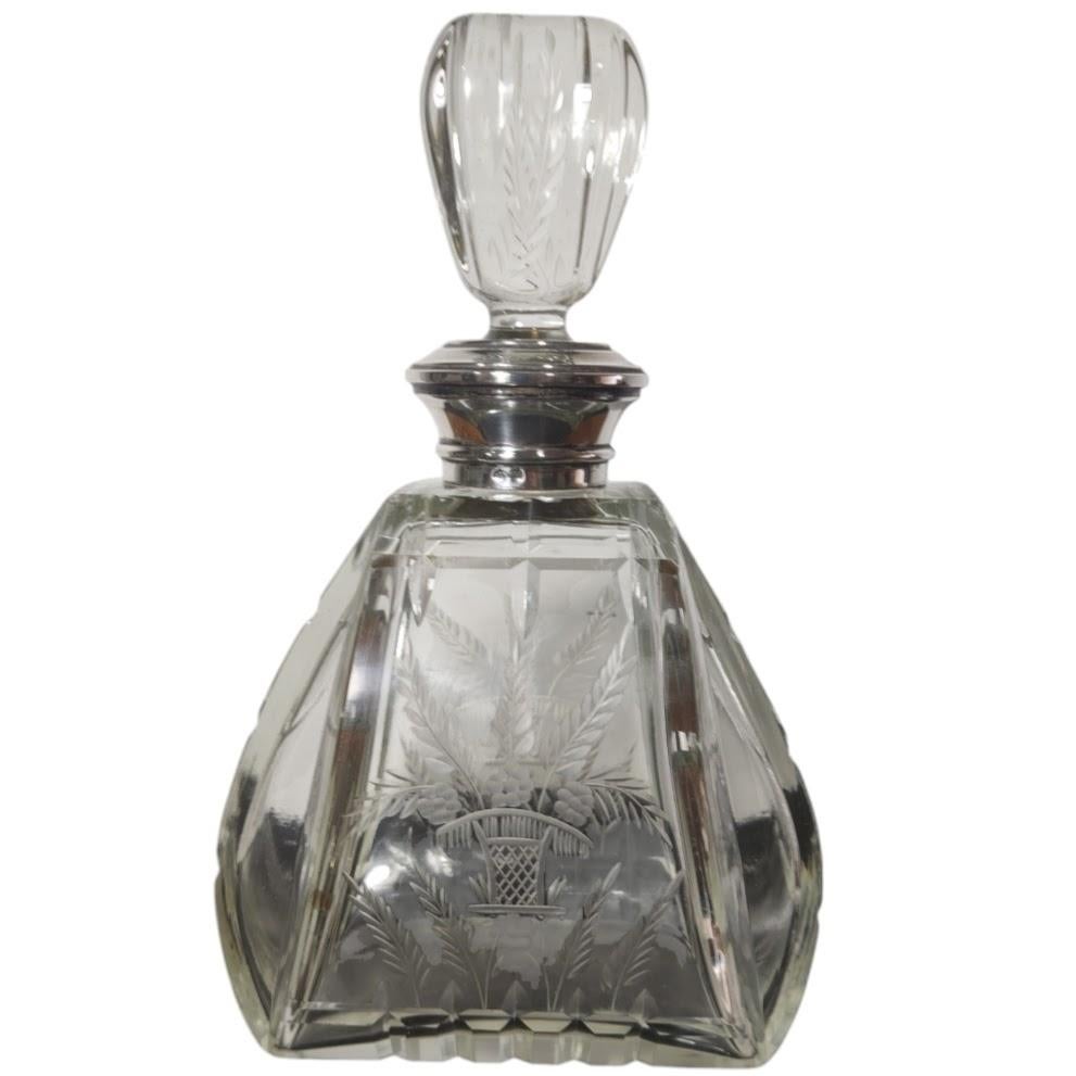 Decantador de whisky de cristal y plata en venta 3