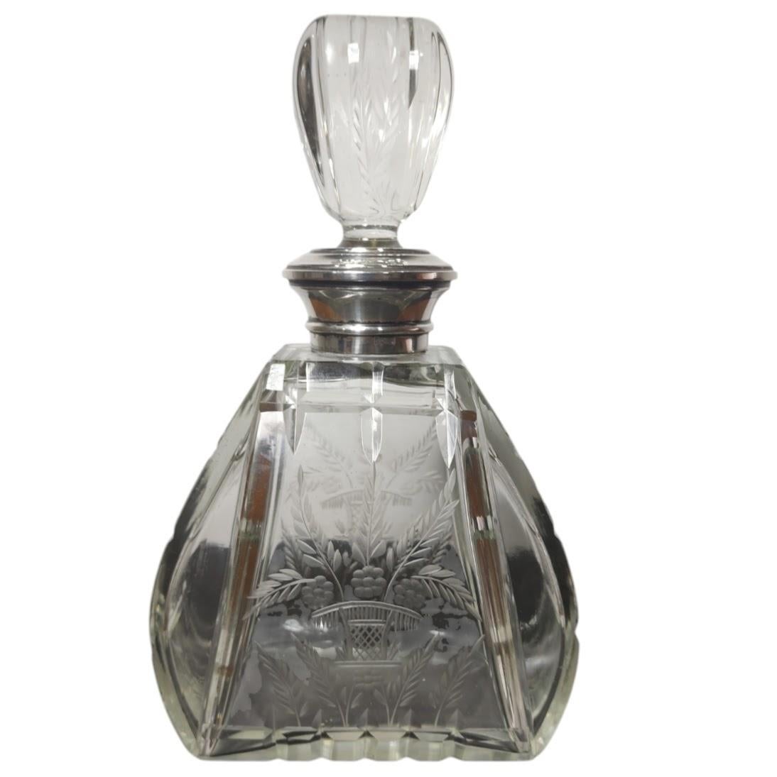 Decantador de whisky de cristal y plata en venta 1