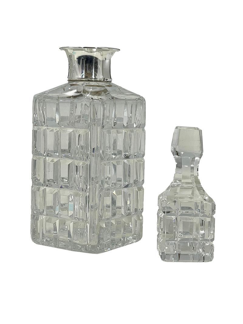 Europeo Decanter per whisky con collare d'argento di Wolfers Frères per Val Saint Lambert in vendita