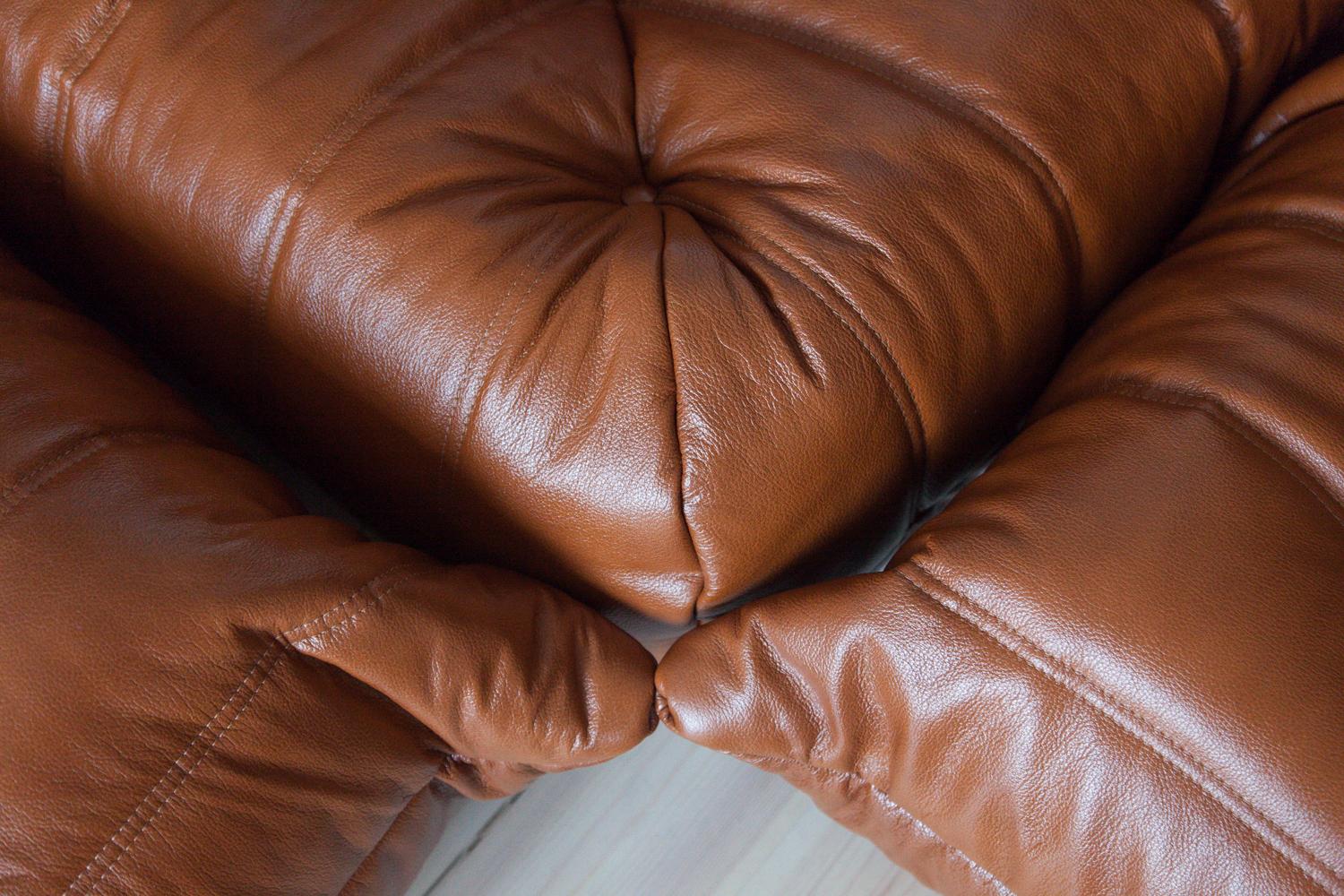 Whiskey Leather Togo Living Room Set by Michel Ducaroy for Ligne Roset For Sale 5