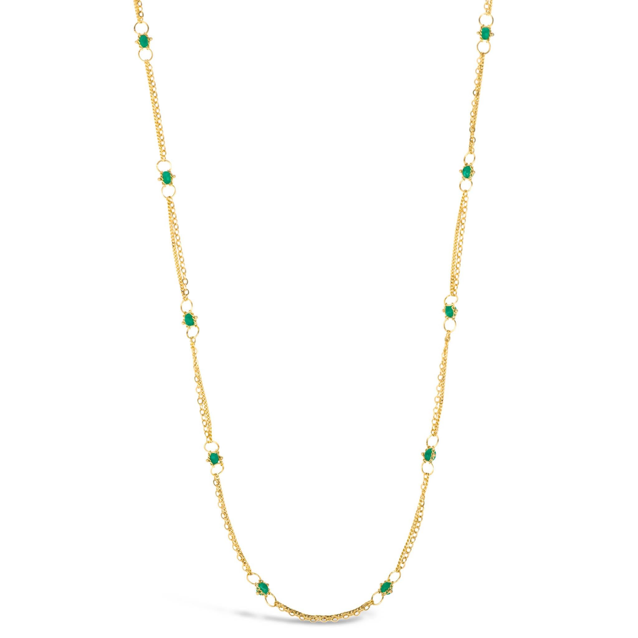Women's or Men's Whisper Chain Necklace in Emerald For Sale