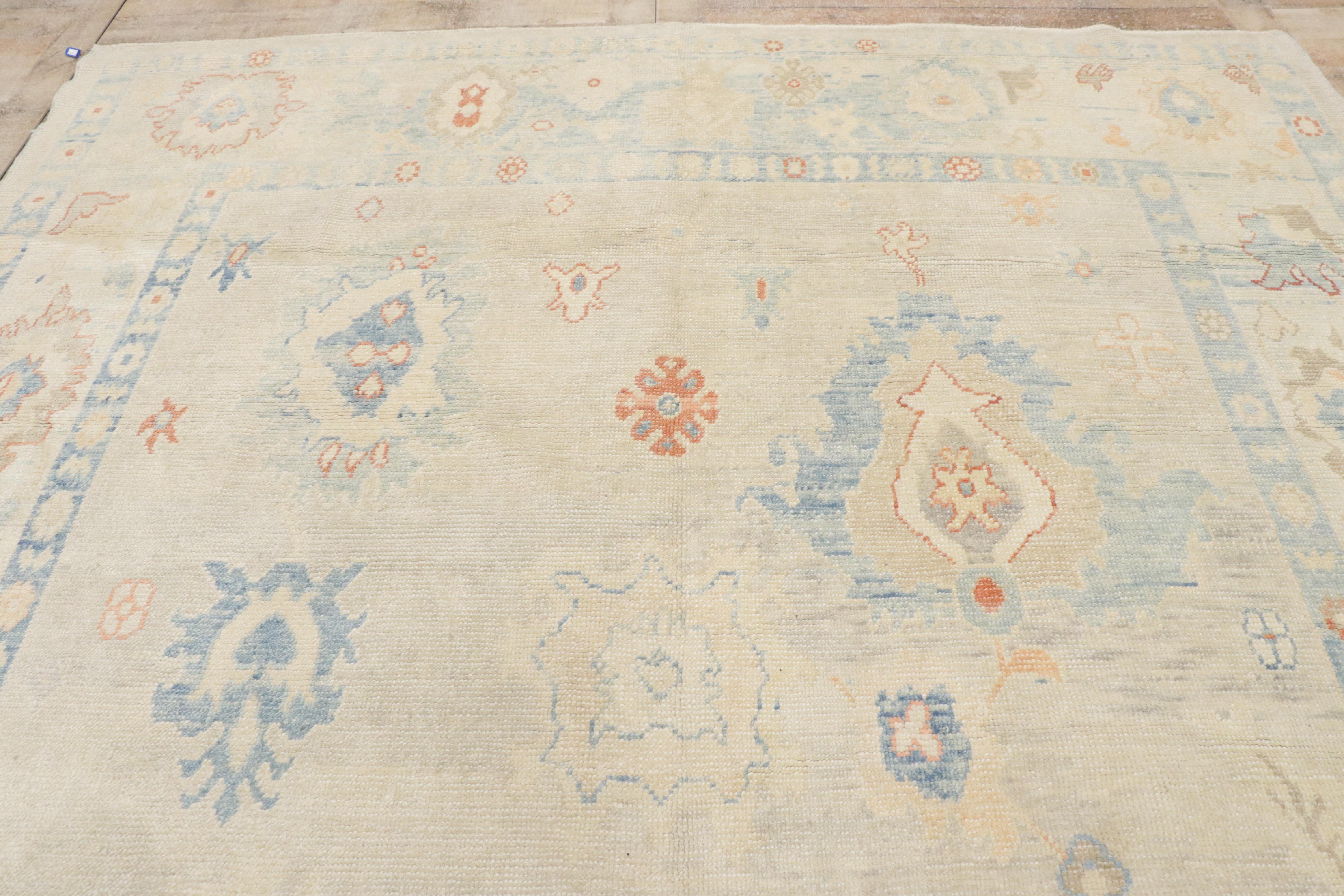 Nouveau tapis turc Oushak, le style gustavien suédois rencontre le style moderne en vente 3