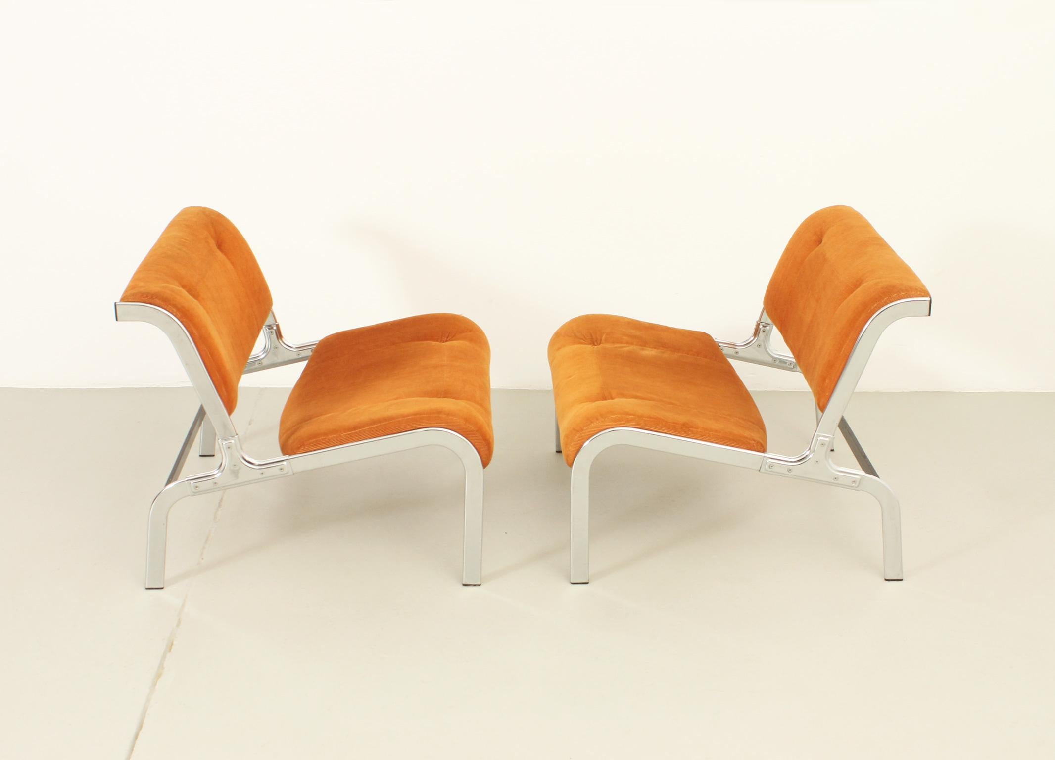 Whist Lounge Chairs by Olivier Mourgue, France, 1964 For Sale 4