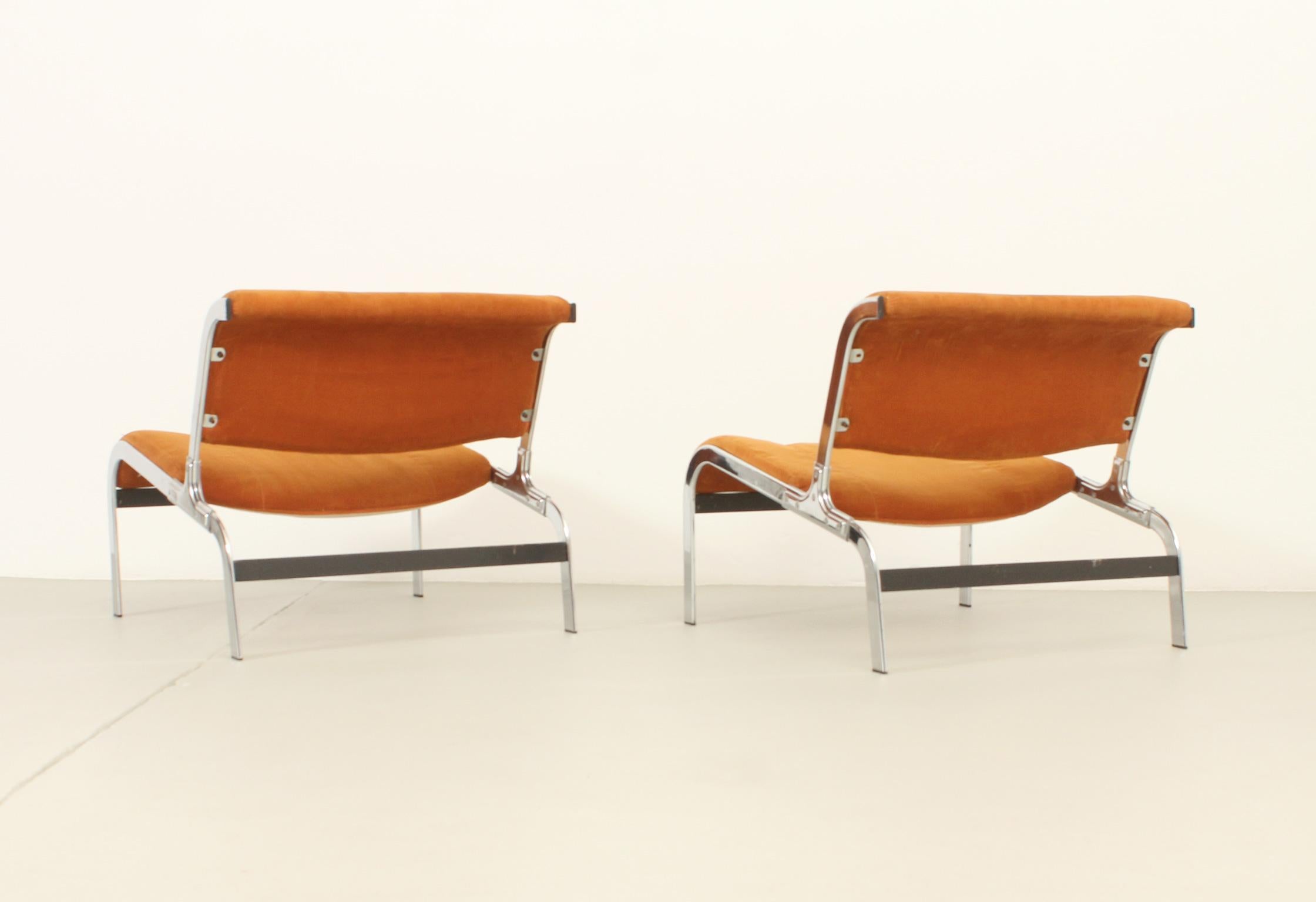 Whist Lounge Chairs by Olivier Mourgue, France, 1964 For Sale 8