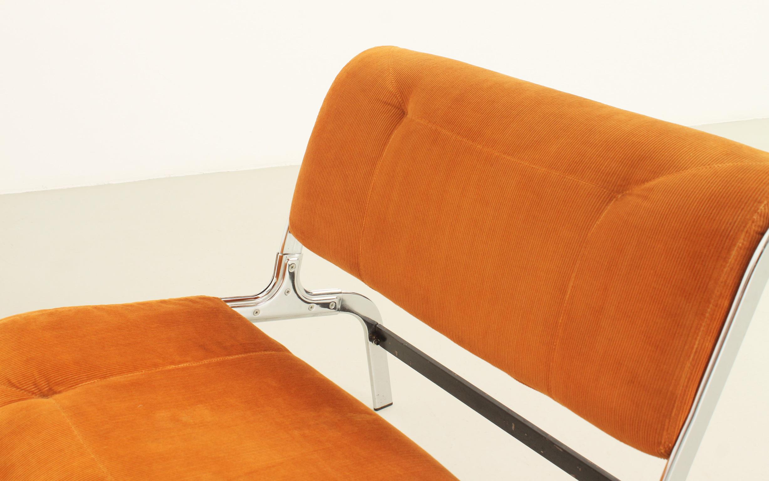 Metal Whist Lounge Chairs by Olivier Mourgue, France, 1964 For Sale