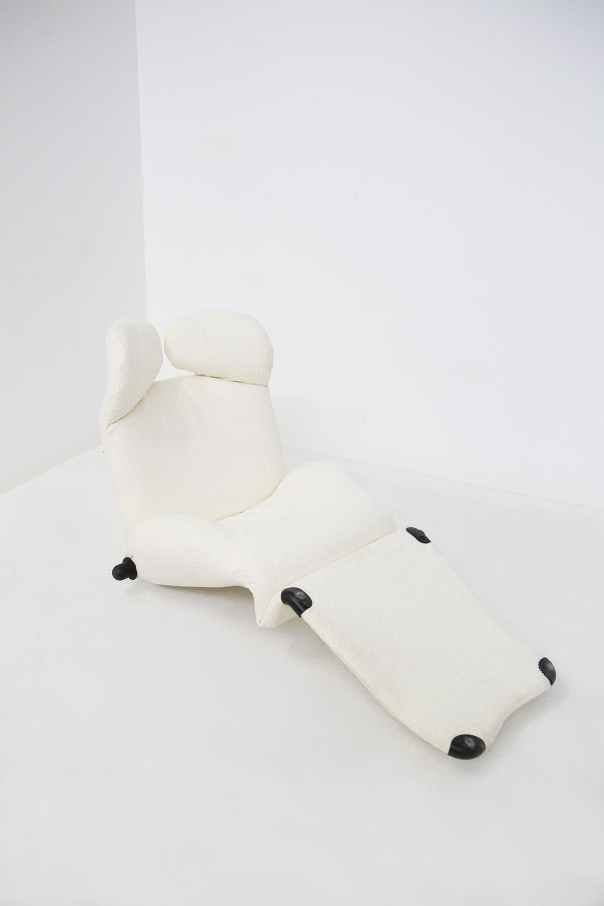 Italian White 111 Wink Chaise Longue by Toshiyuki Kita for Cassina For Sale