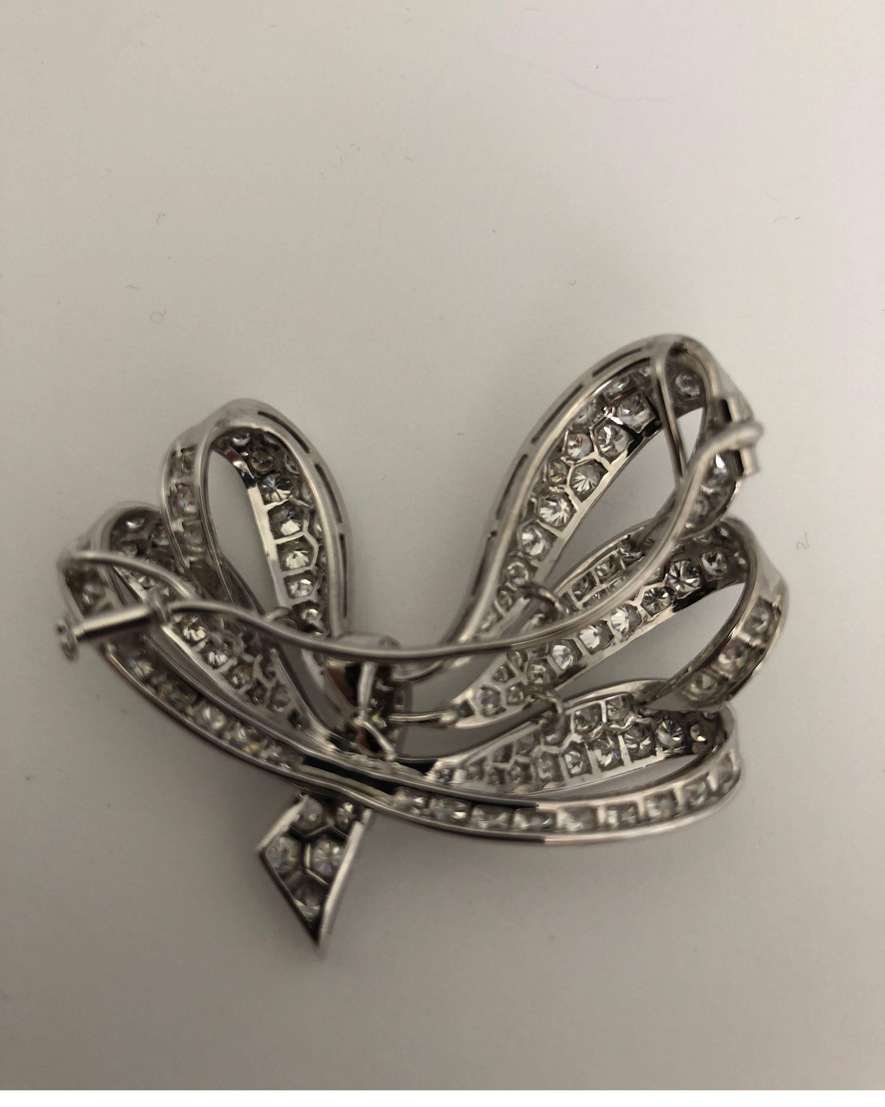 White 18 Karat Diamonds Bow Brooch For Sale 2