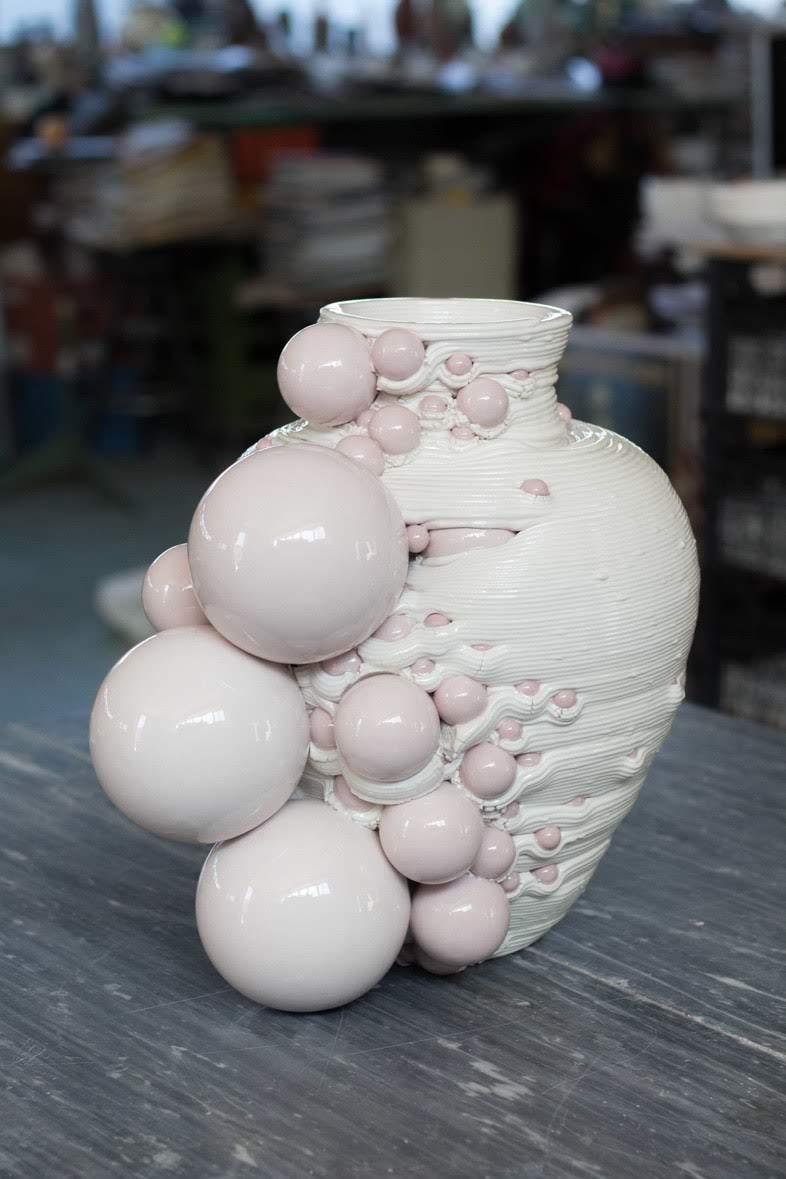 Glazed White 3D Printed Ceramic Sculptural Vase Italy Contemporary, 21st Century For Sale