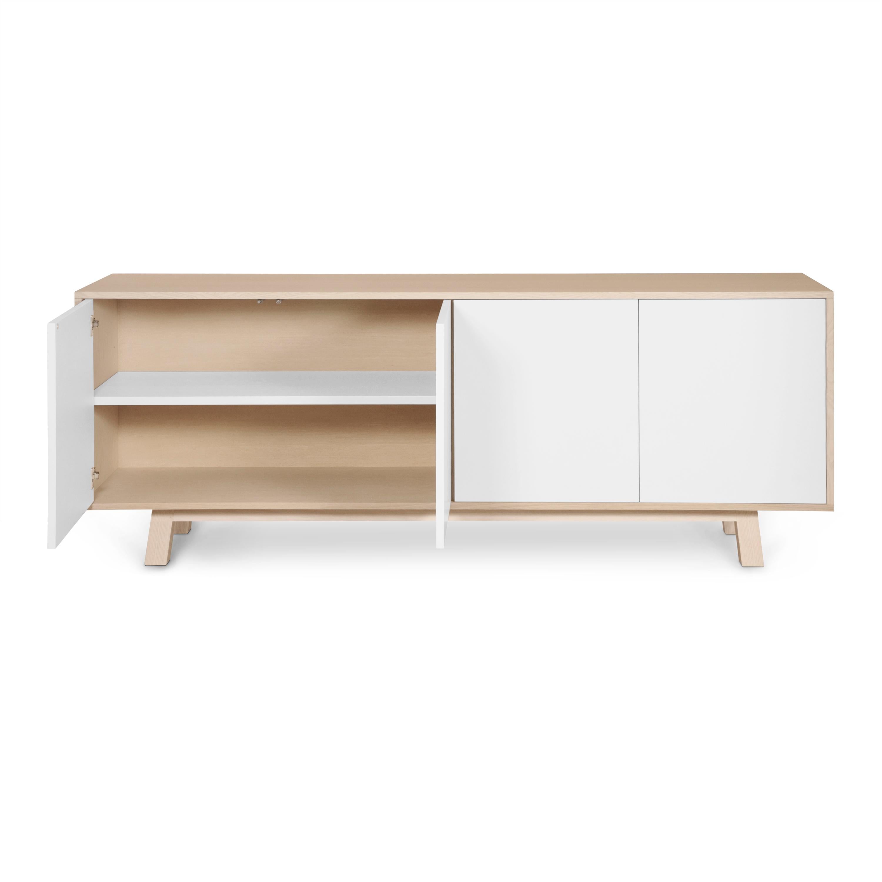White 4-Door Low Sideboard, Designed by Eric Gizard, Paris and Customizable In New Condition For Sale In Landivy, FR