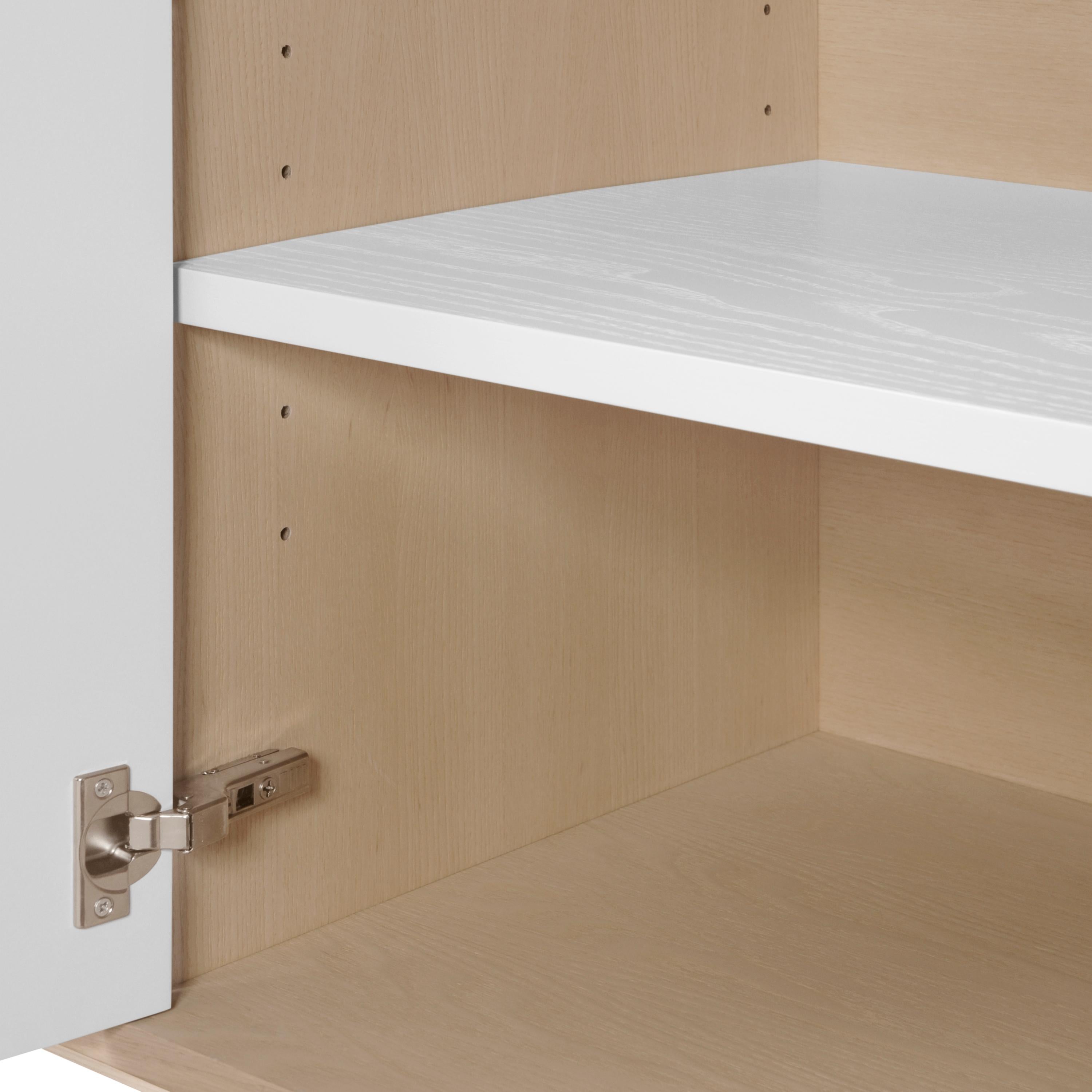 Aparador bajo de madera de 4 puertas, blanco, artesanal francés, de Eric Gizard - París en venta 1