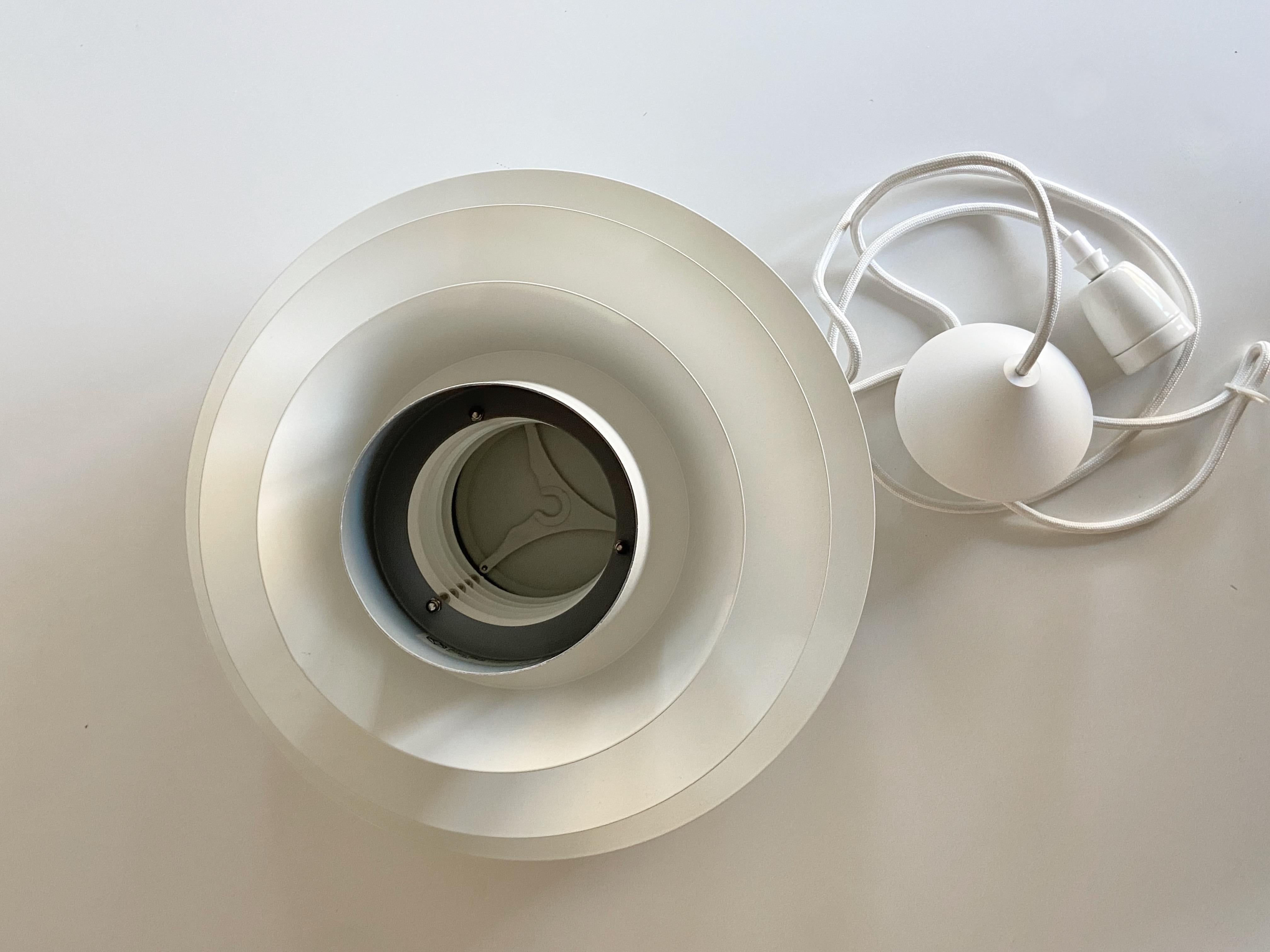Danish White 5 Shades Sven Middelboe Verona Pendant by Nordisk Solar, Denmark