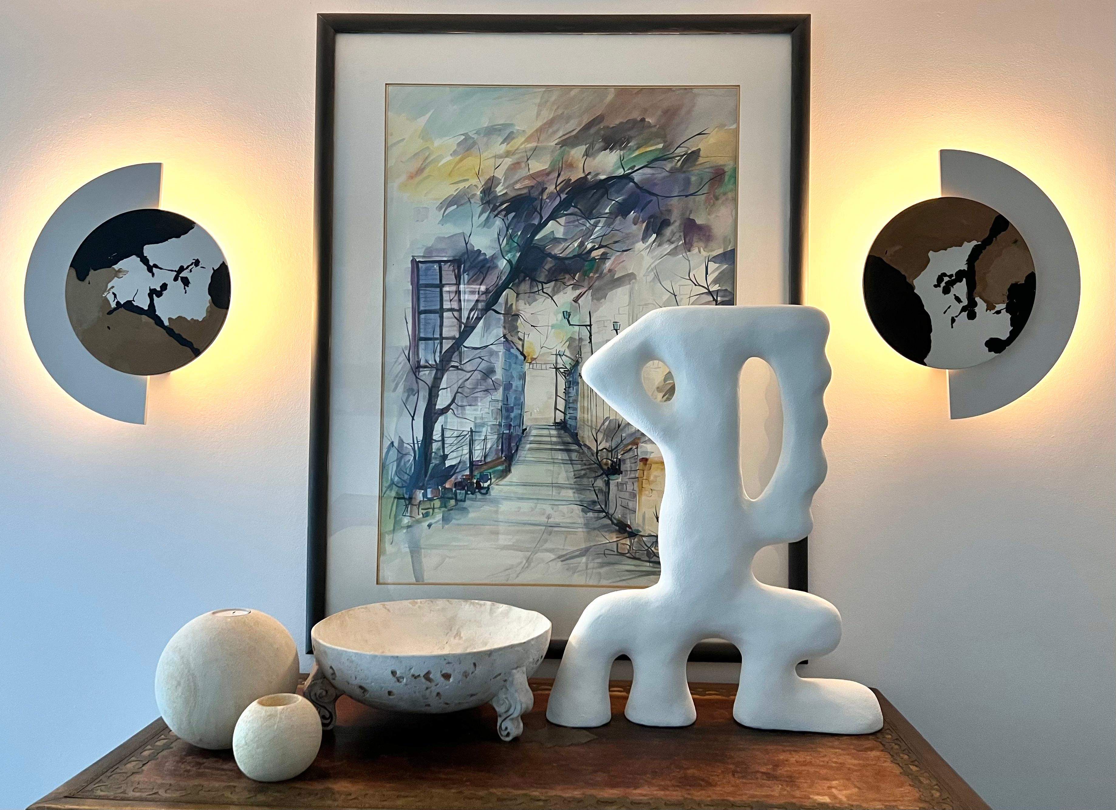 Hand-Crafted White abstract sculpture, one of a kind For Sale