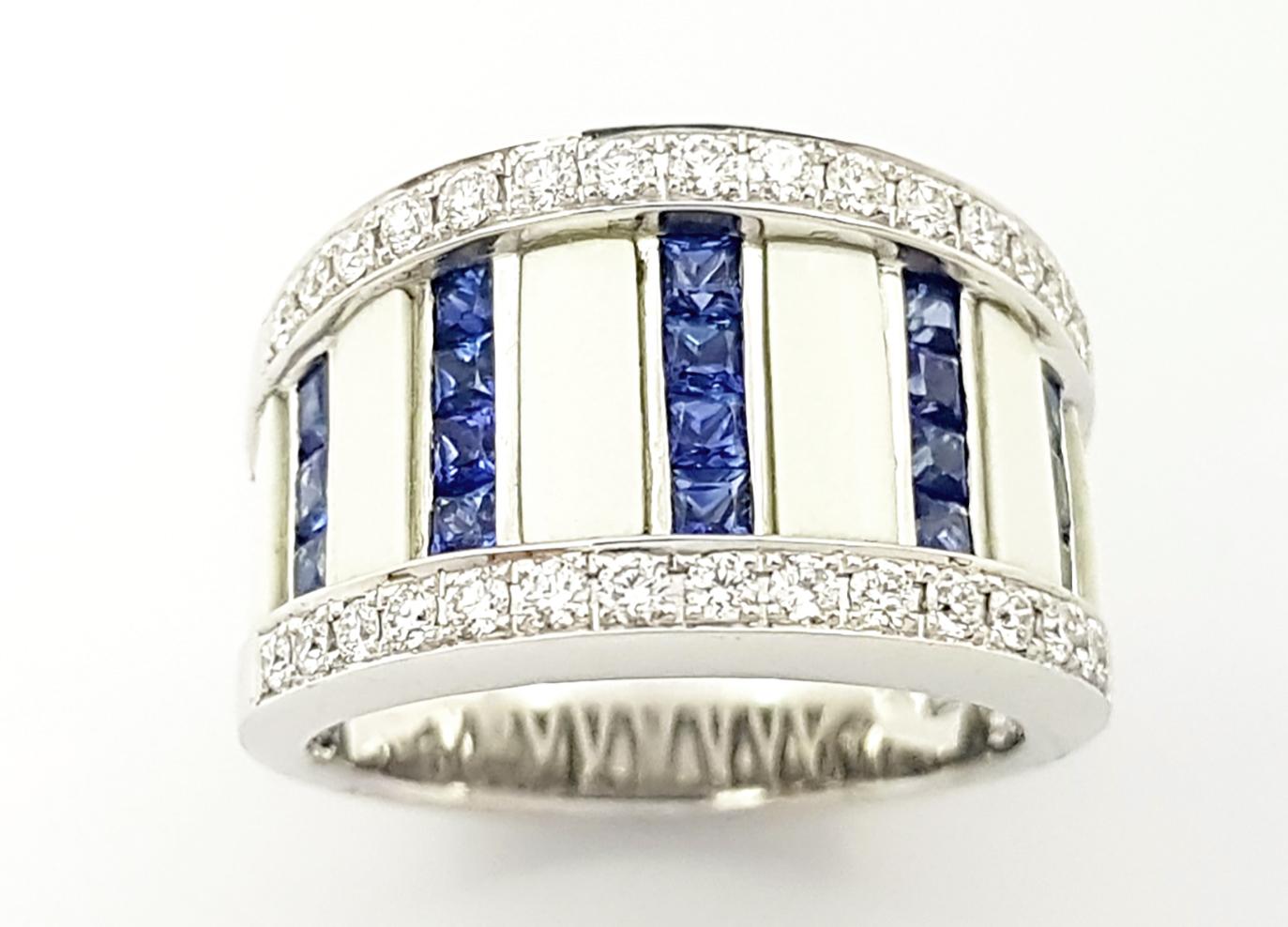 White Agate, Blue Sapphire and Diamond Ring set in 18K White Gold Settings For Sale 7