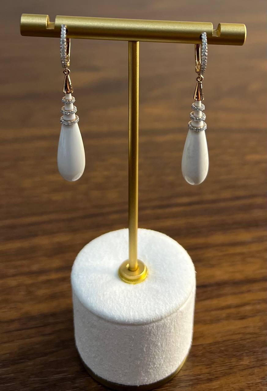 White Agate Cabochon White Diamonds 18 Karat Rose Gold Unique Hug Drop Earrings In New Condition For Sale In Oakton, VA