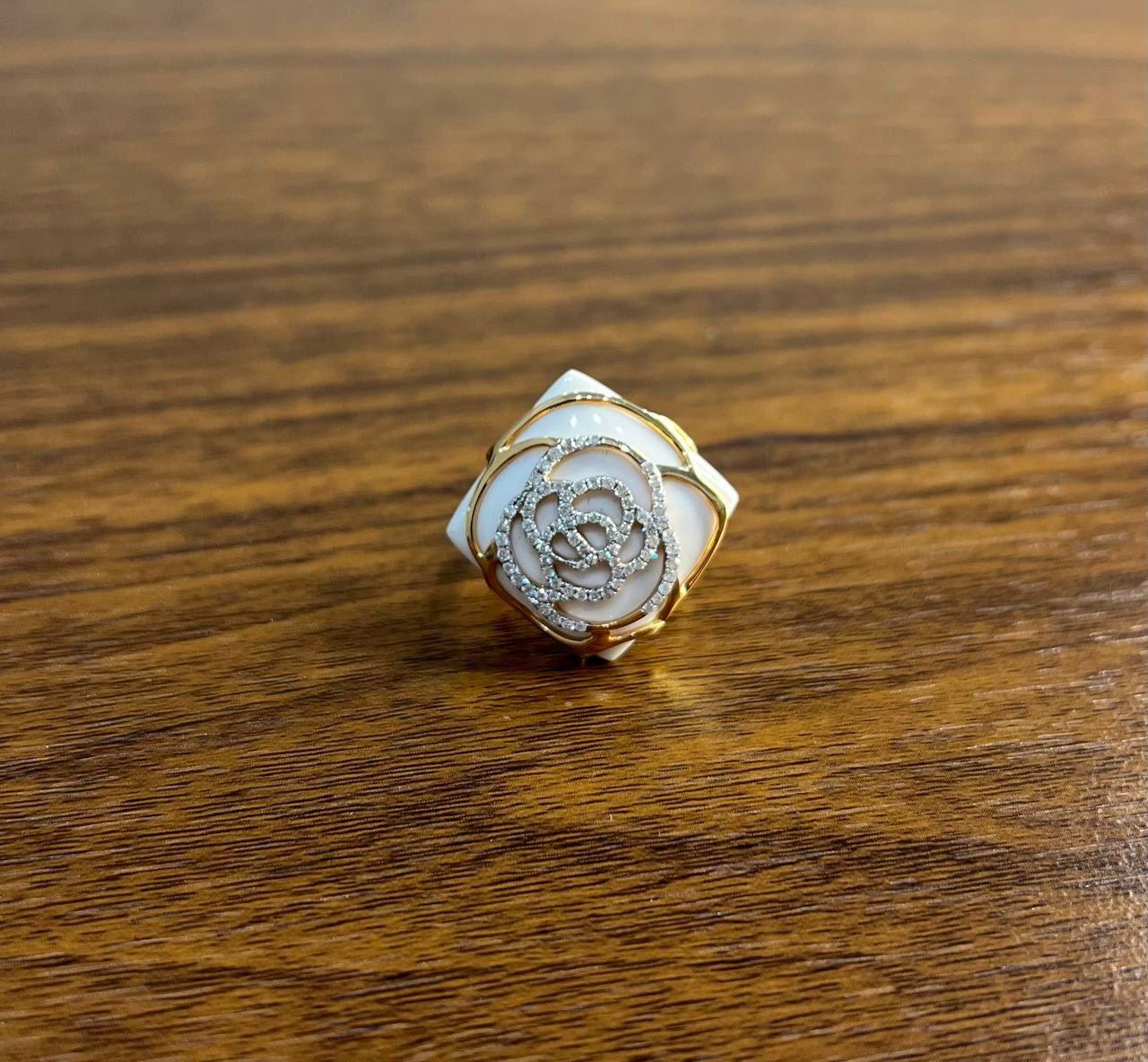 White Agate Diamond 18 Karat Rose Gold Rose Theme Flowers Floral Statement Ring For Sale 4