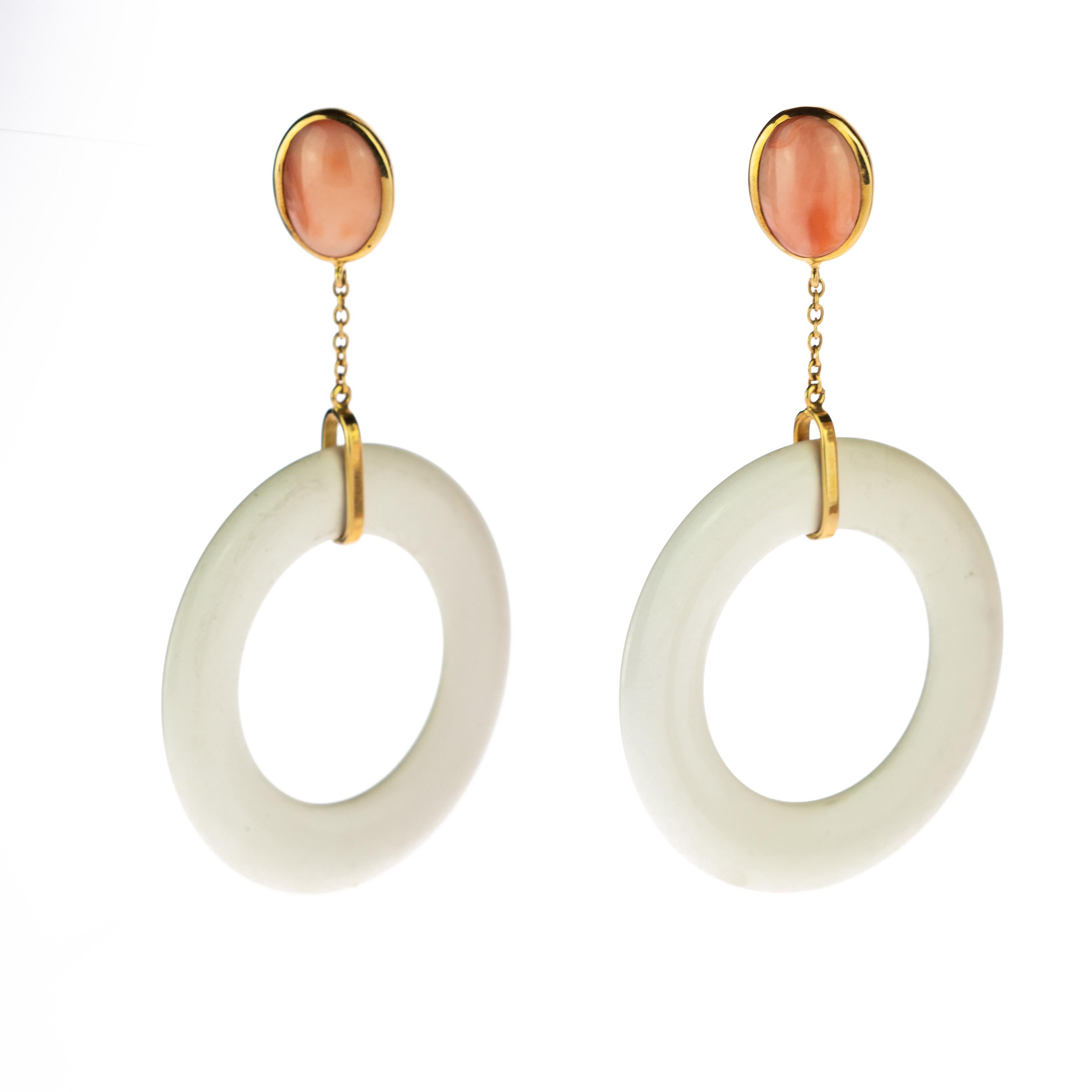 Round Cut White Agate Donut Oval Pink Coral 18 Karat Yellow Gold Dangle Drop Earrings For Sale