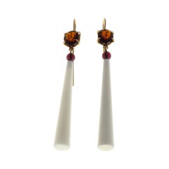 White Agate Garnet 9 Karat Rose Gold Dangle Earrings Handcrafted in Italy